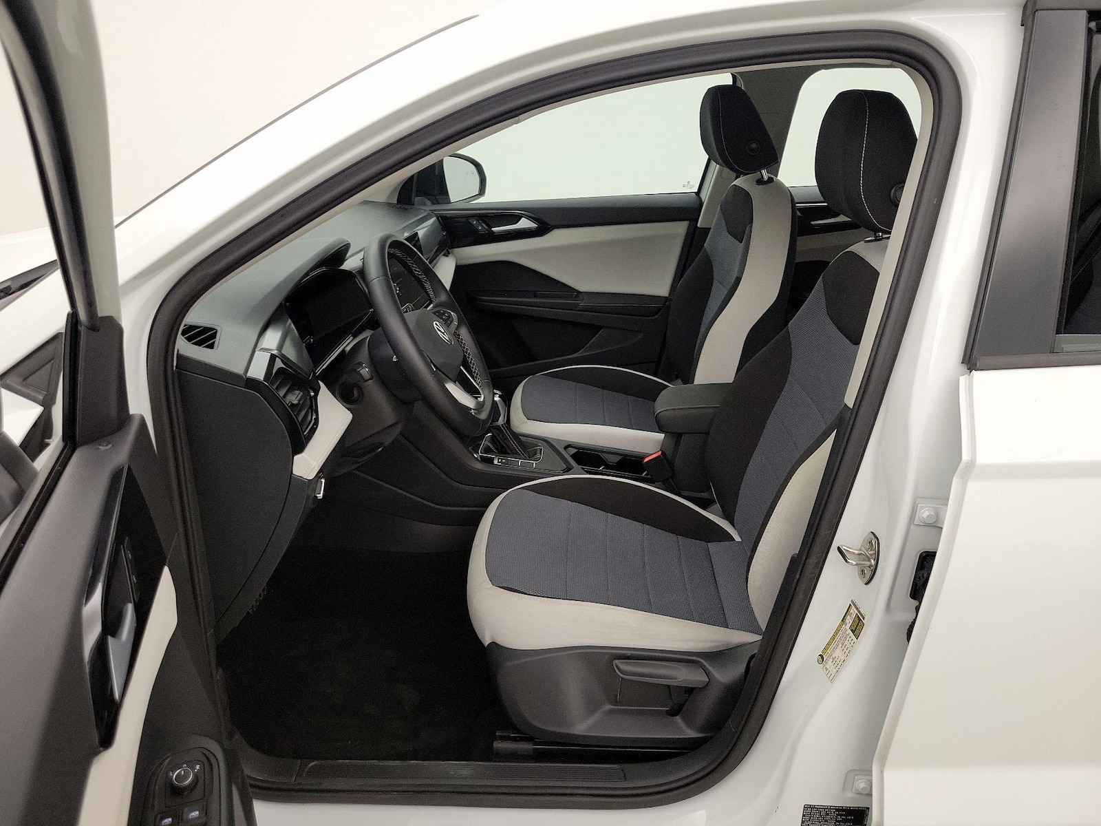 2025 Volkswagen Taos S - Photo 12