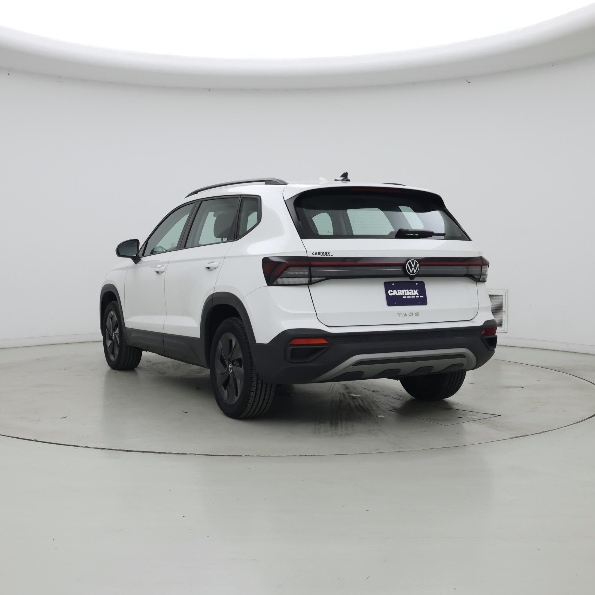 Thumbnail: 2025 Volkswagen Taos - 2