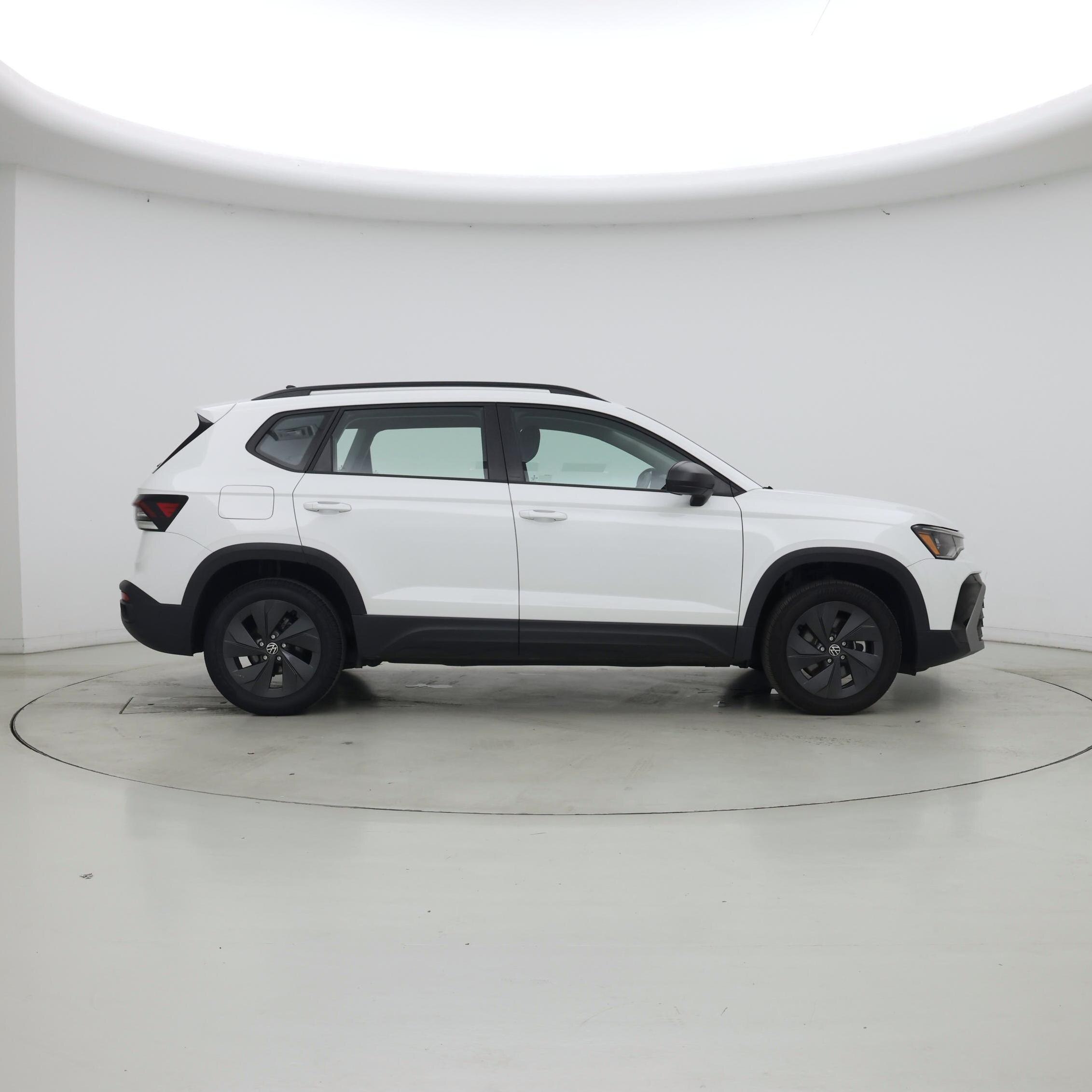 Thumbnail: 2025 Volkswagen Taos - 7