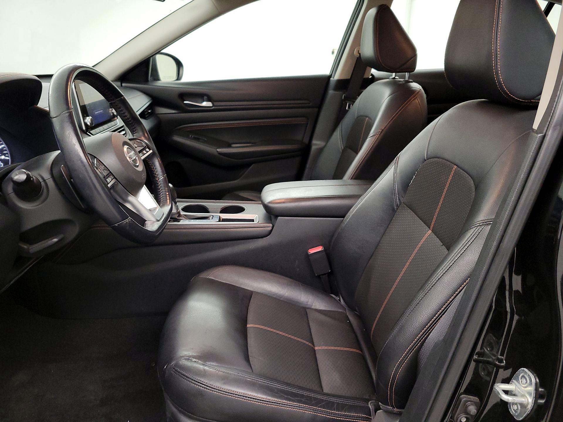 Thumbnail: 2019 Nissan Altima - 11