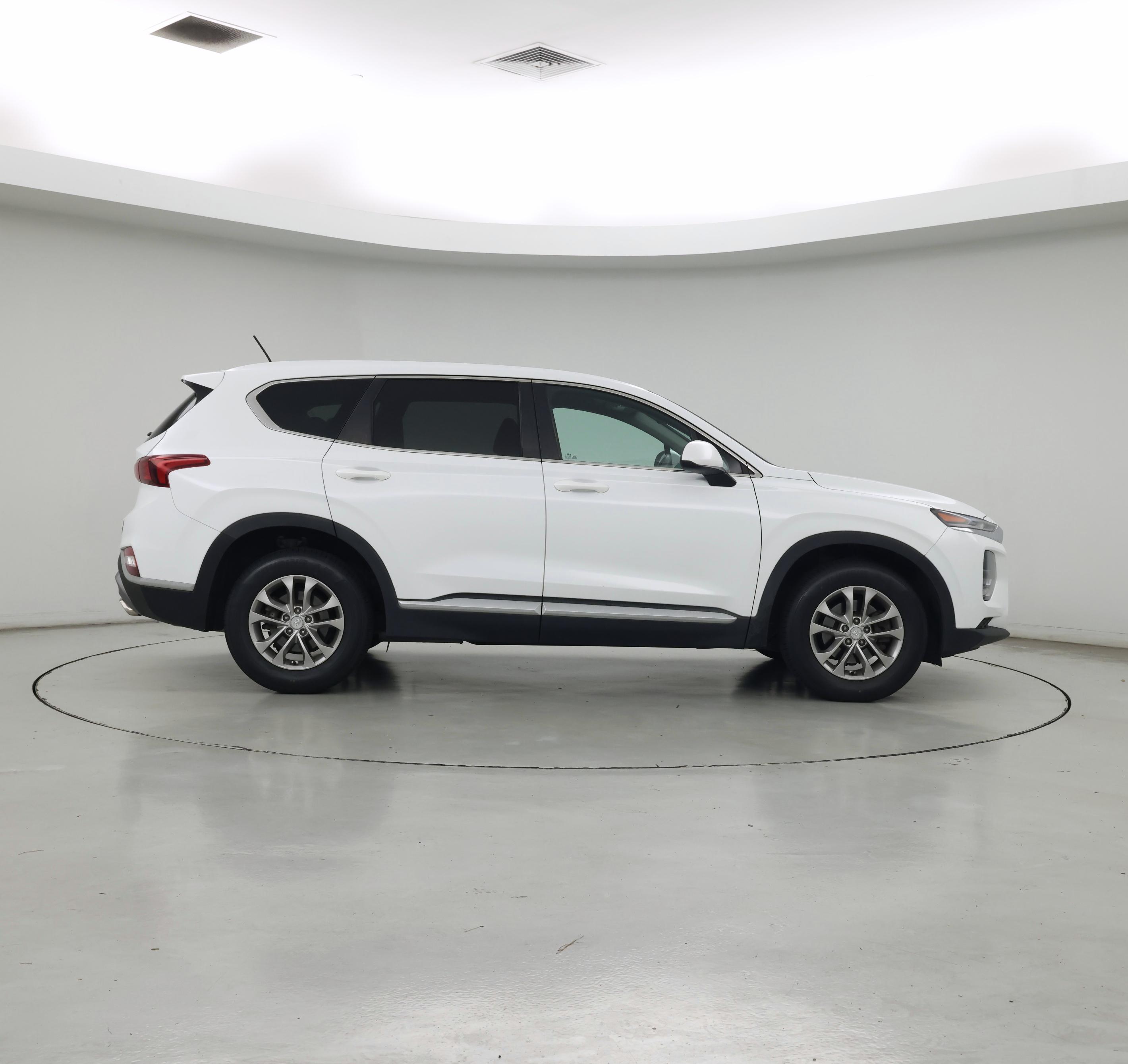Thumbnail: 2019 Hyundai Santa Fe - 7