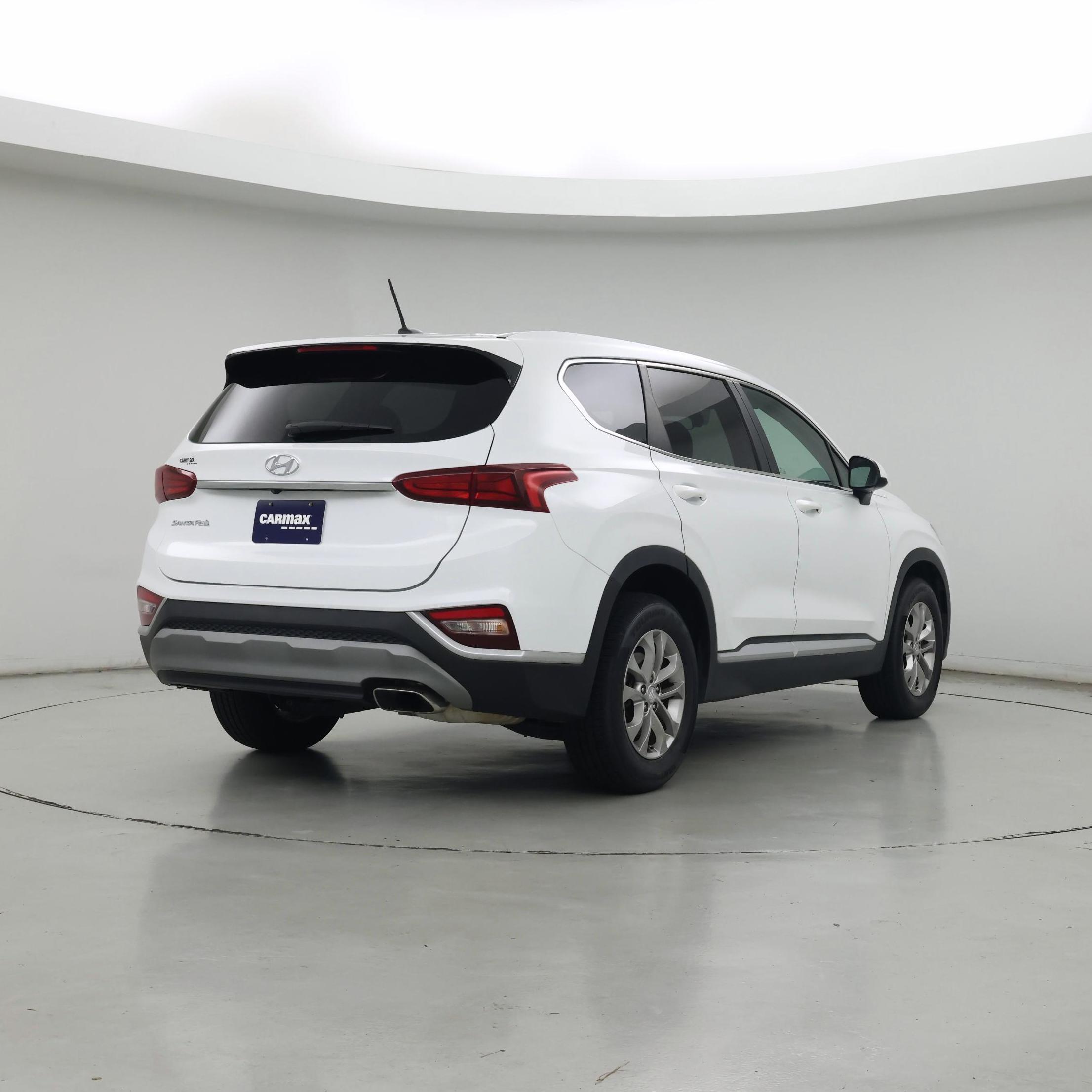 Thumbnail: 2019 Hyundai Santa Fe - 8