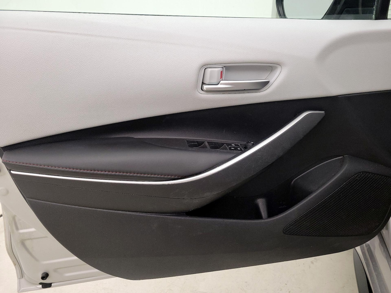2024 Toyota Corolla SE - Photo 13