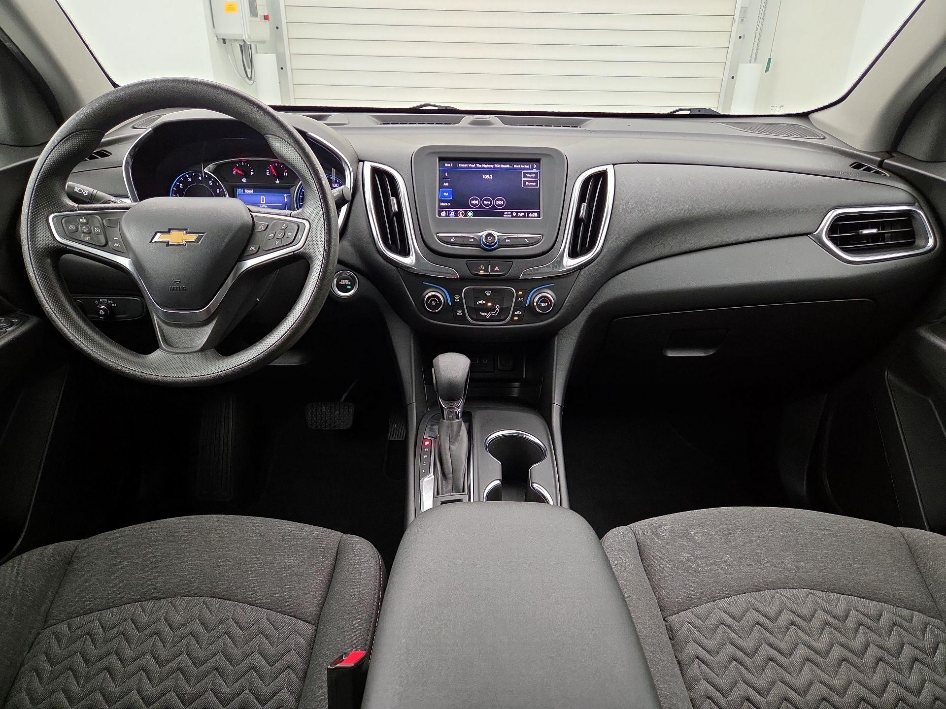 Thumbnail: 2022 Chevrolet Equinox - 9