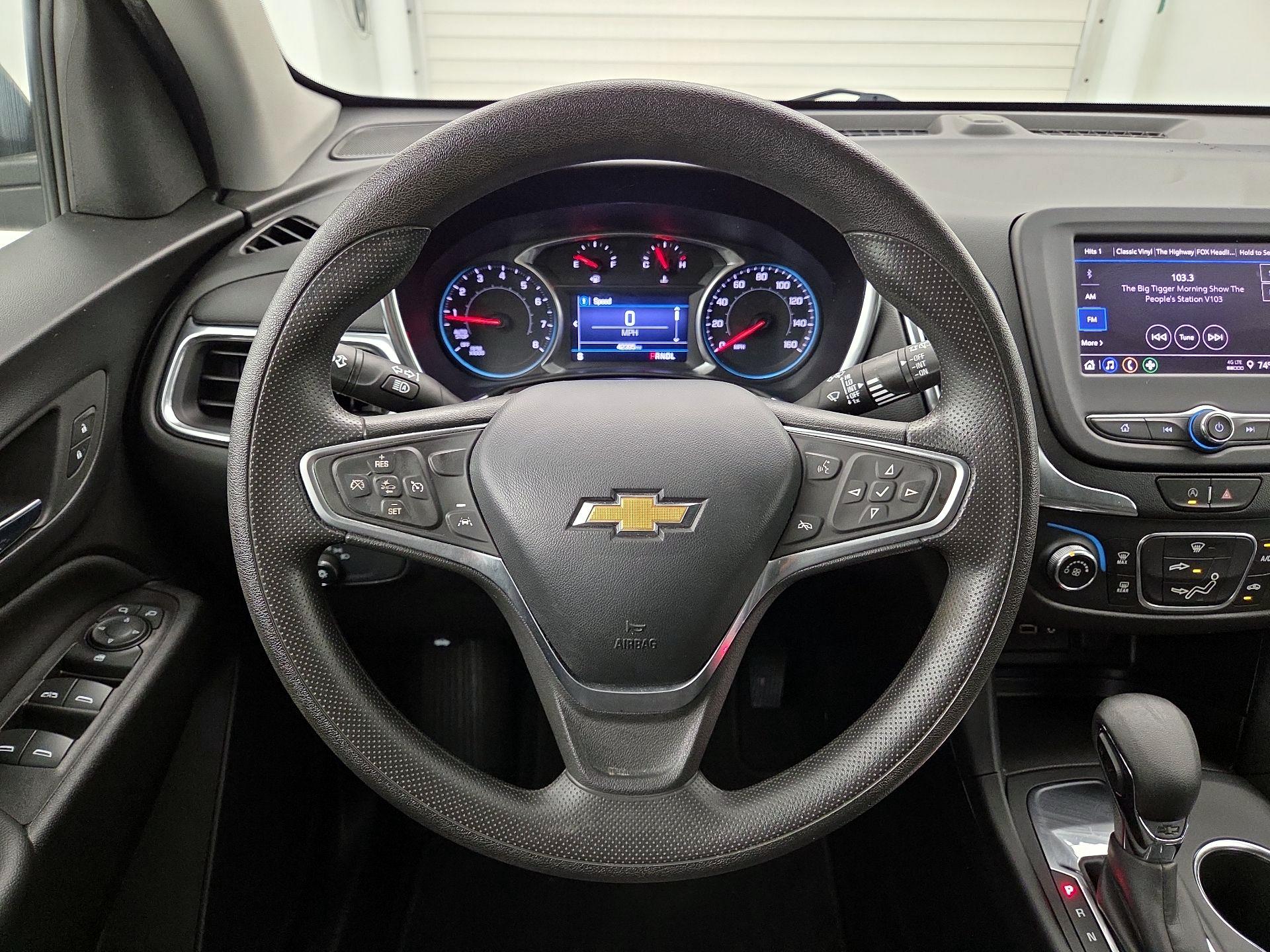 Thumbnail: 2022 Chevrolet Equinox - 10