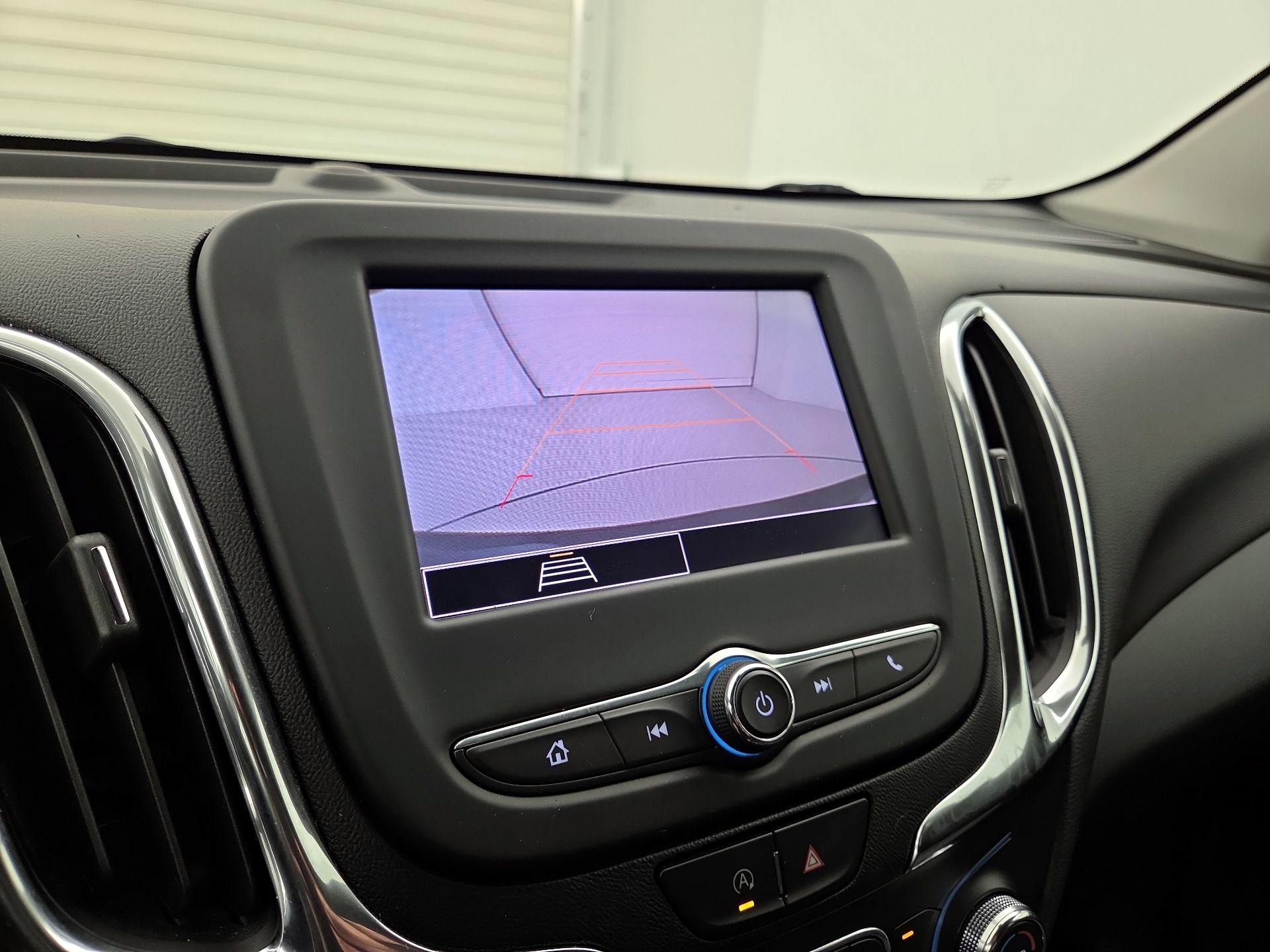 Thumbnail: 2022 Chevrolet Equinox - 14