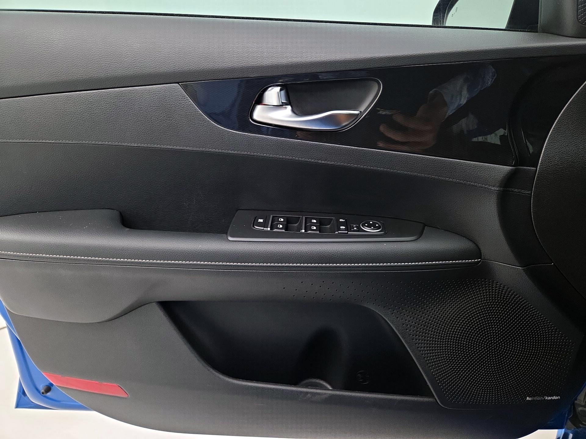 Thumbnail: 2024 Kia Forte - 12