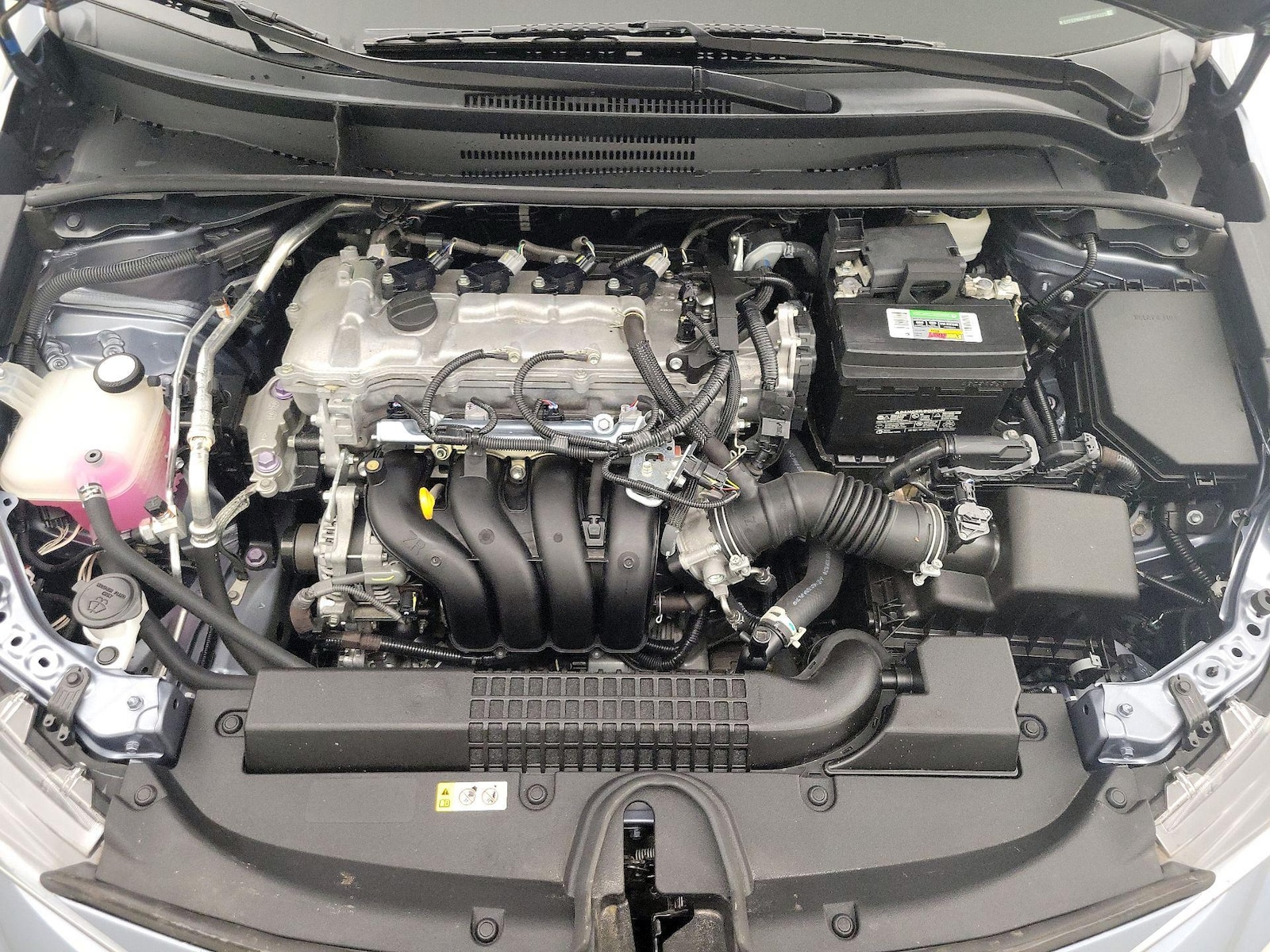 2021 Toyota Corolla LE - Photo 23
