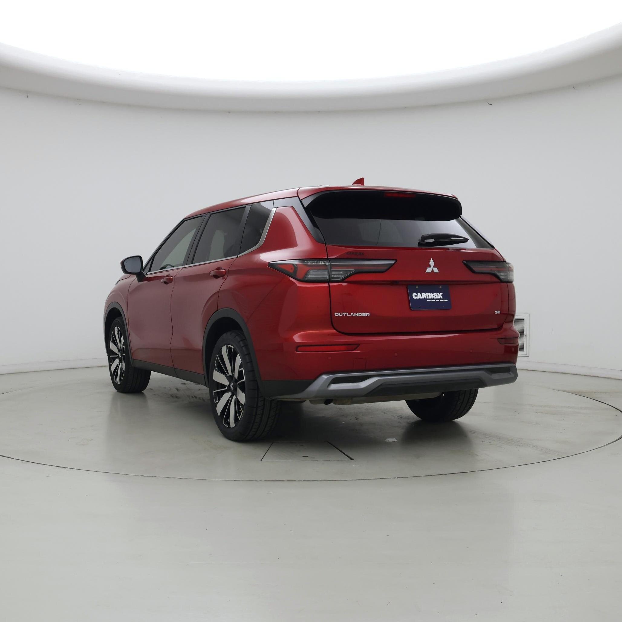 Thumbnail: 2025 Mitsubishi Outlander - 2