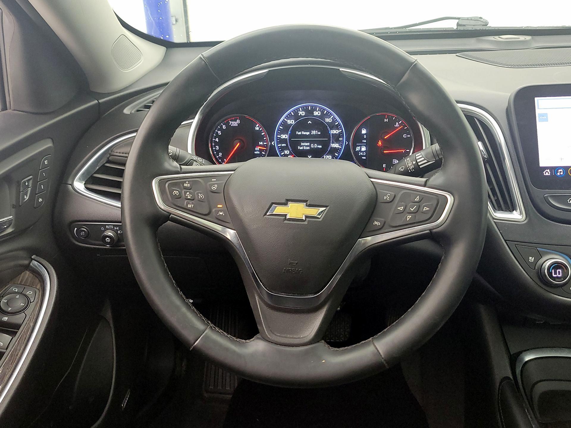 Thumbnail: 2024 Chevrolet Malibu - 10