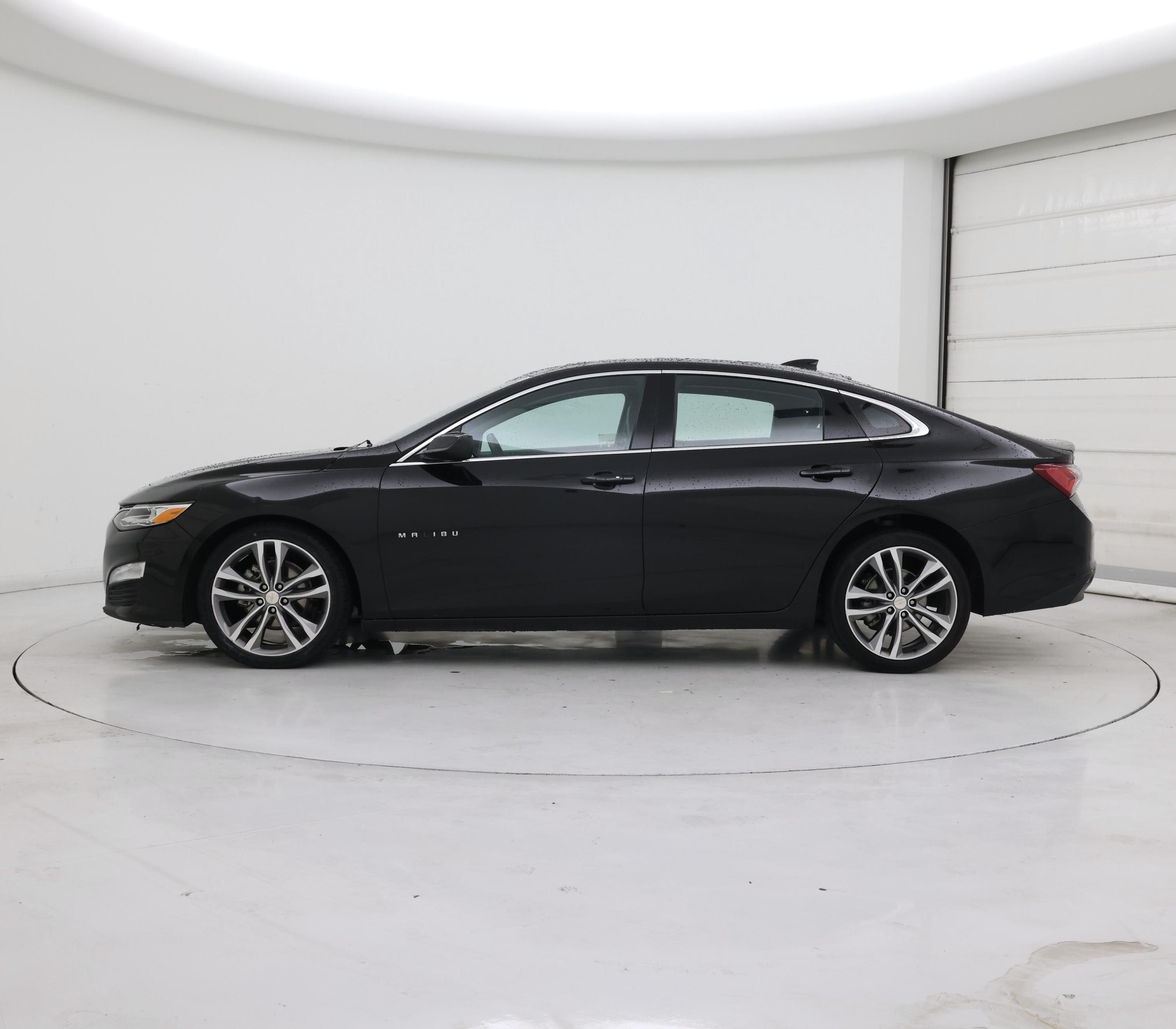 Thumbnail: 2024 Chevrolet Malibu - 3