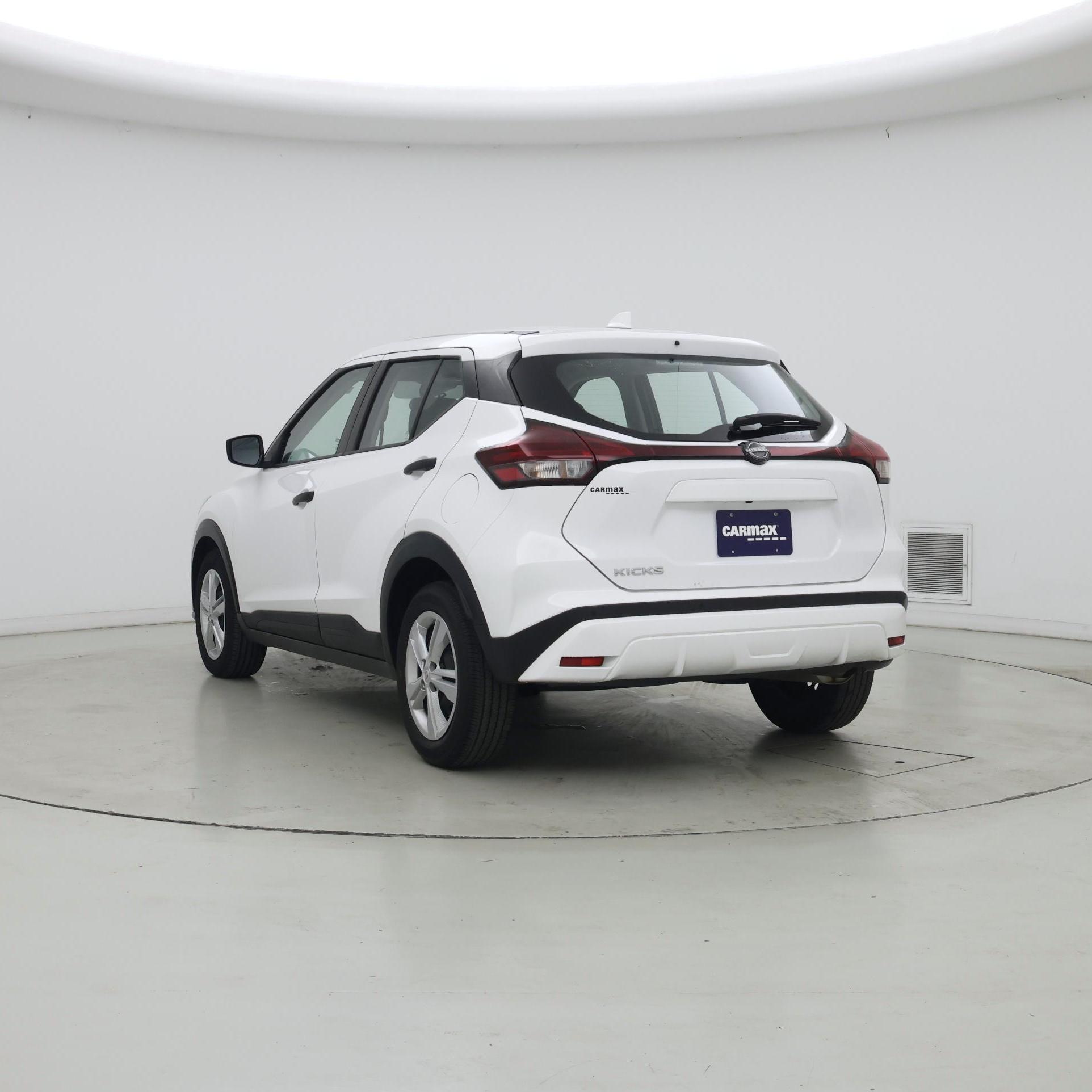 Thumbnail: 2024 Nissan Kicks - 2
