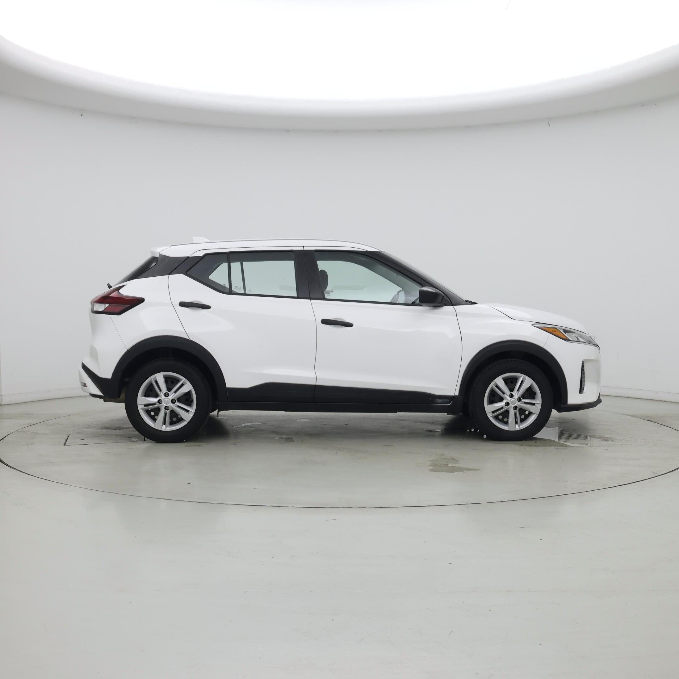 Thumbnail: 2024 Nissan Kicks - 7
