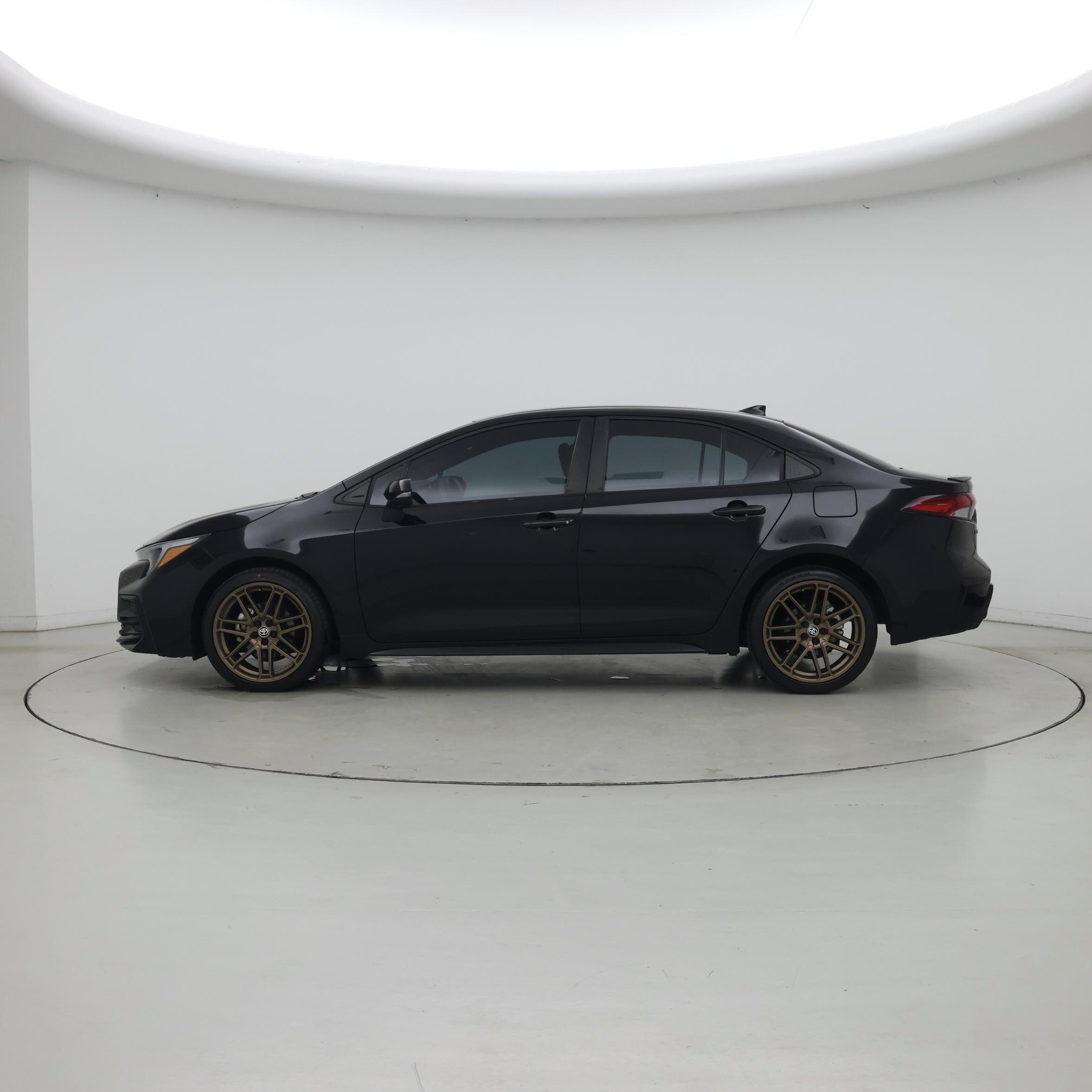 Thumbnail: 2024 Toyota Corolla - 3