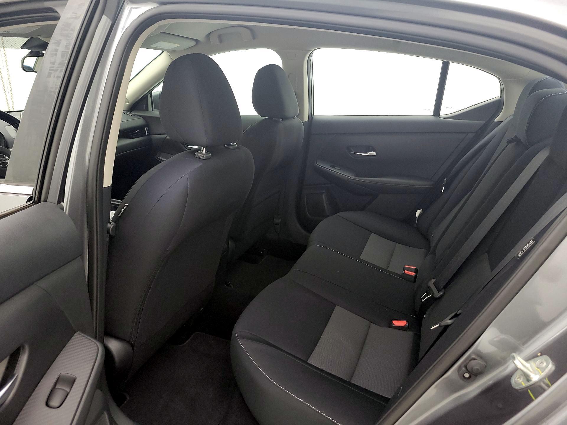 Thumbnail: 2021 Nissan Sentra - 19