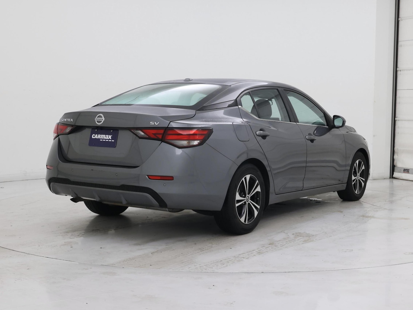 2021 Nissan Sentra SV - Photo 9