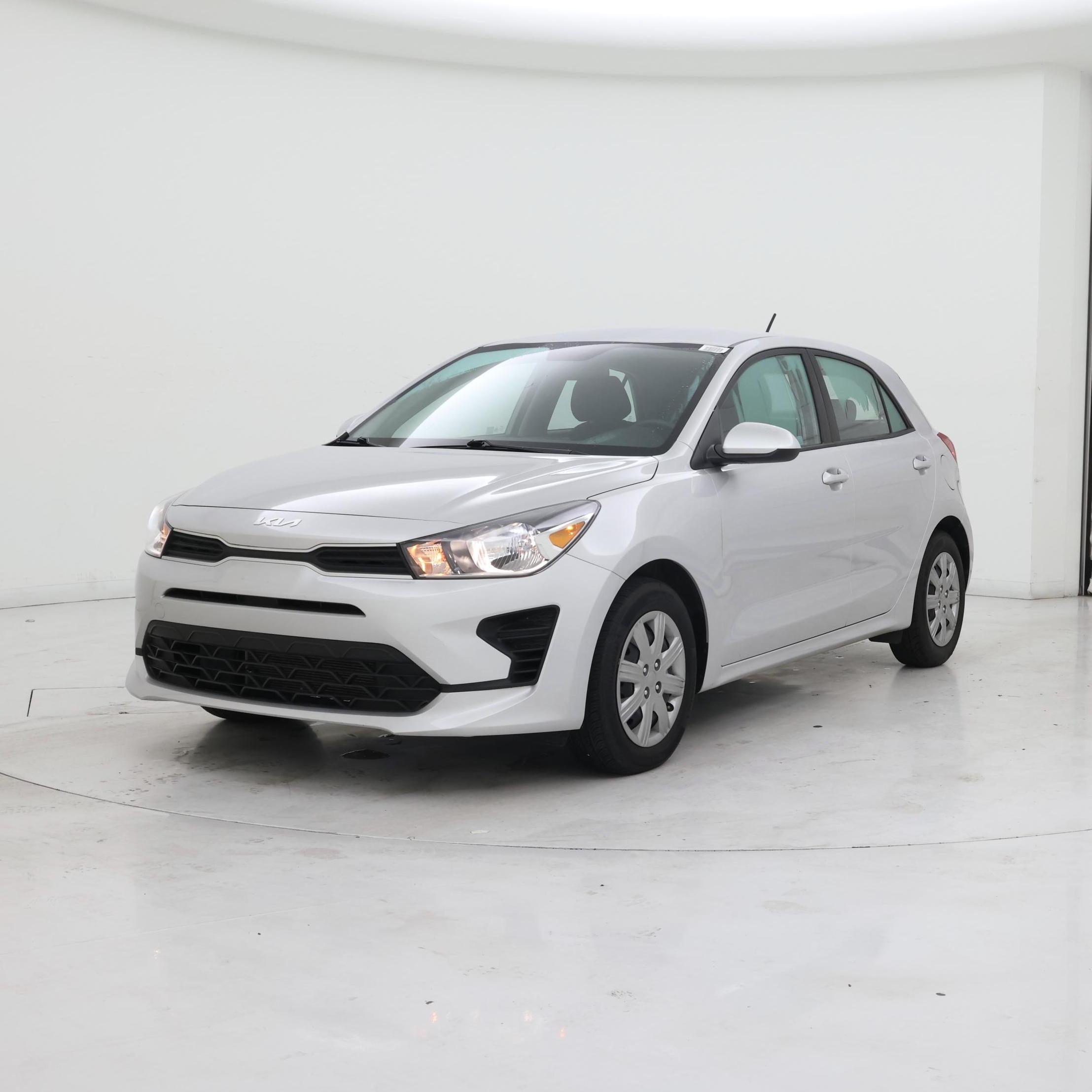 Thumbnail: 2023 Kia Rio - 4