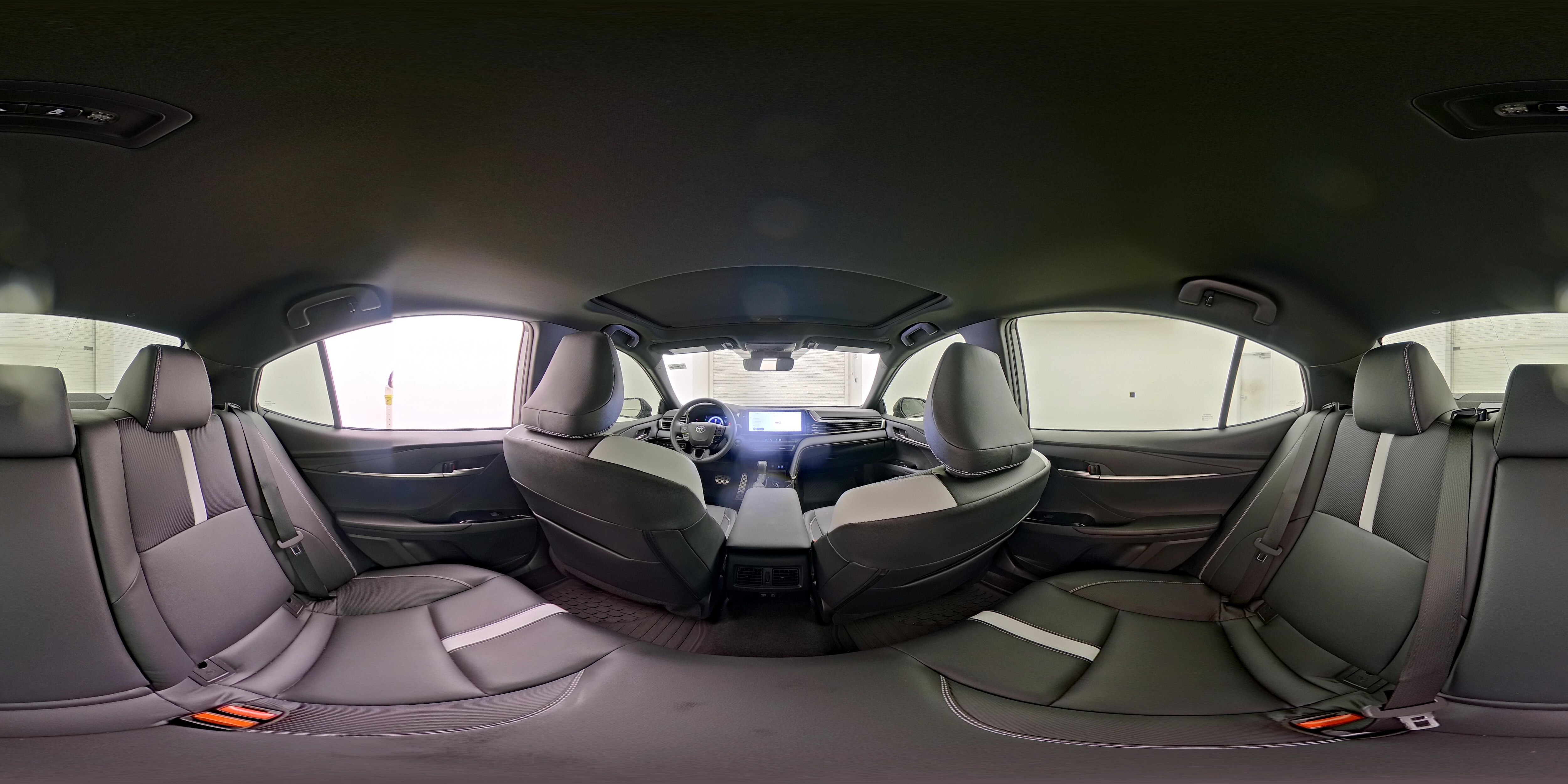 2025 Toyota Camry SE - Photo 26