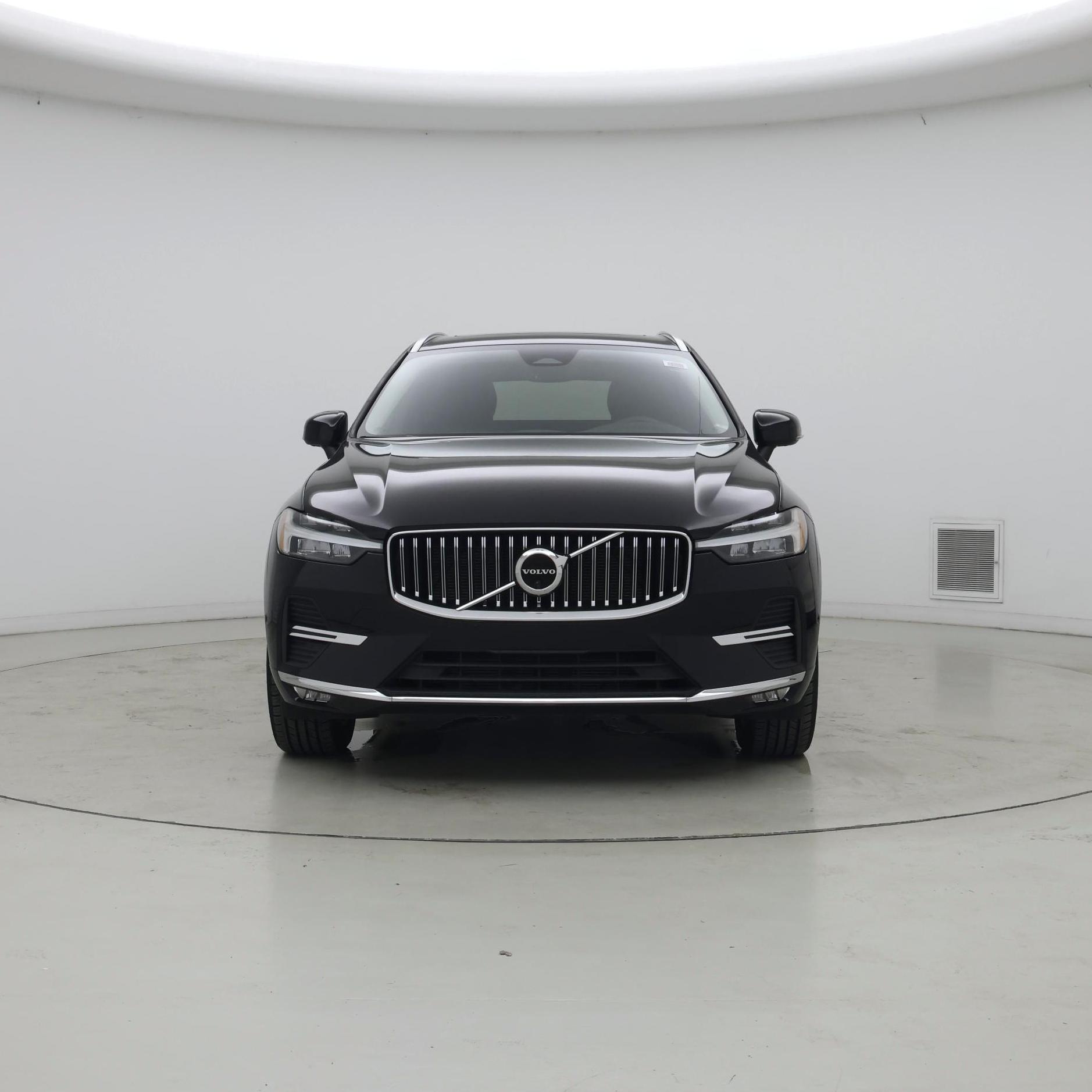 Thumbnail: 2023 Volvo XC60 - 5