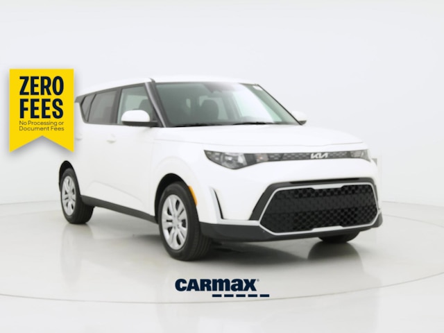 White 2025 Kia Soul SUV / Crossover Front-Wheel Drive Automatic