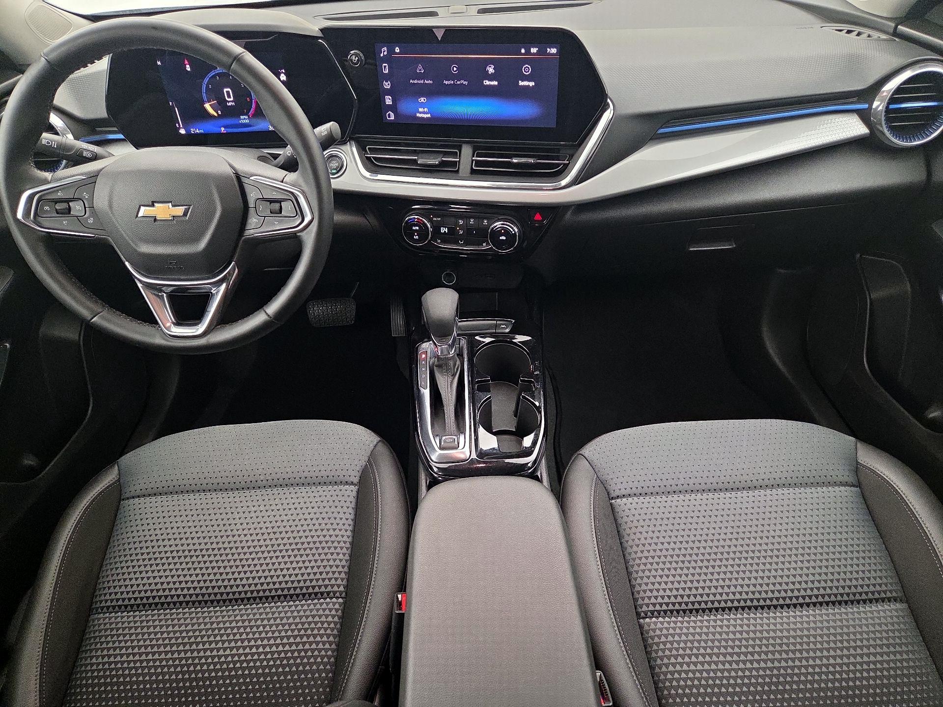 Thumbnail: 2025 Chevrolet Trax - 9