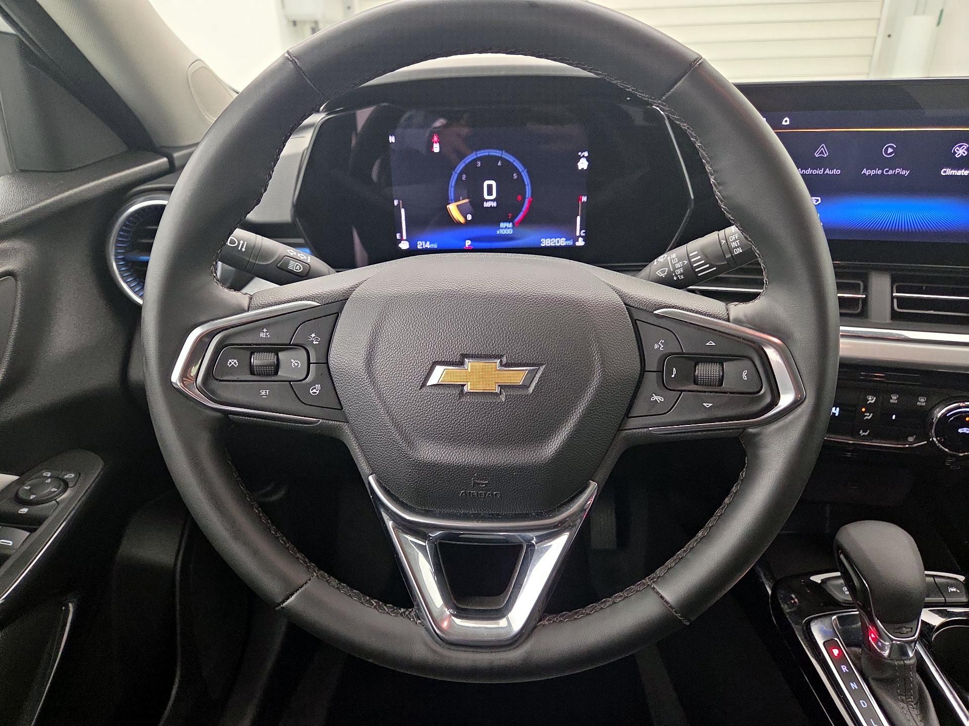 Thumbnail: 2025 Chevrolet Trax - 10