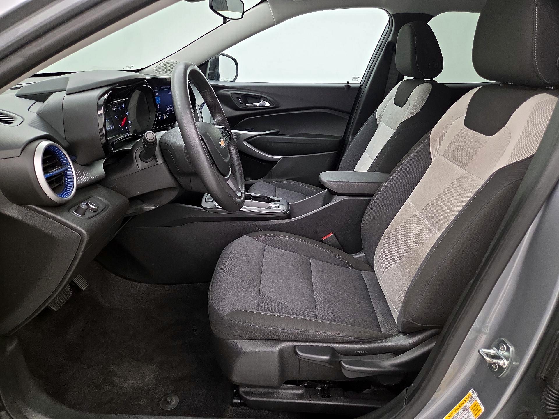 Thumbnail: 2024 Chevrolet Trax - 11