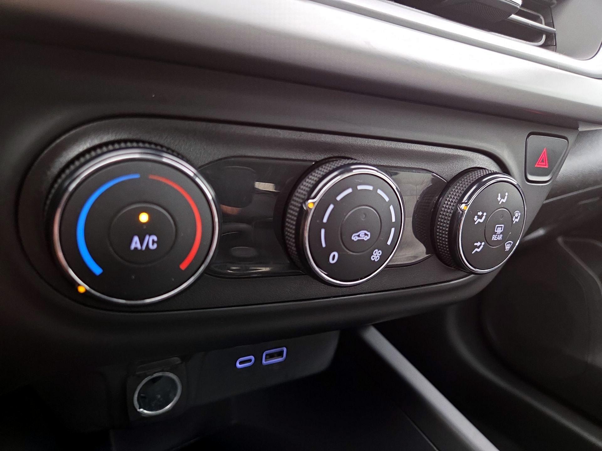 Thumbnail: 2024 Chevrolet Trax - 16
