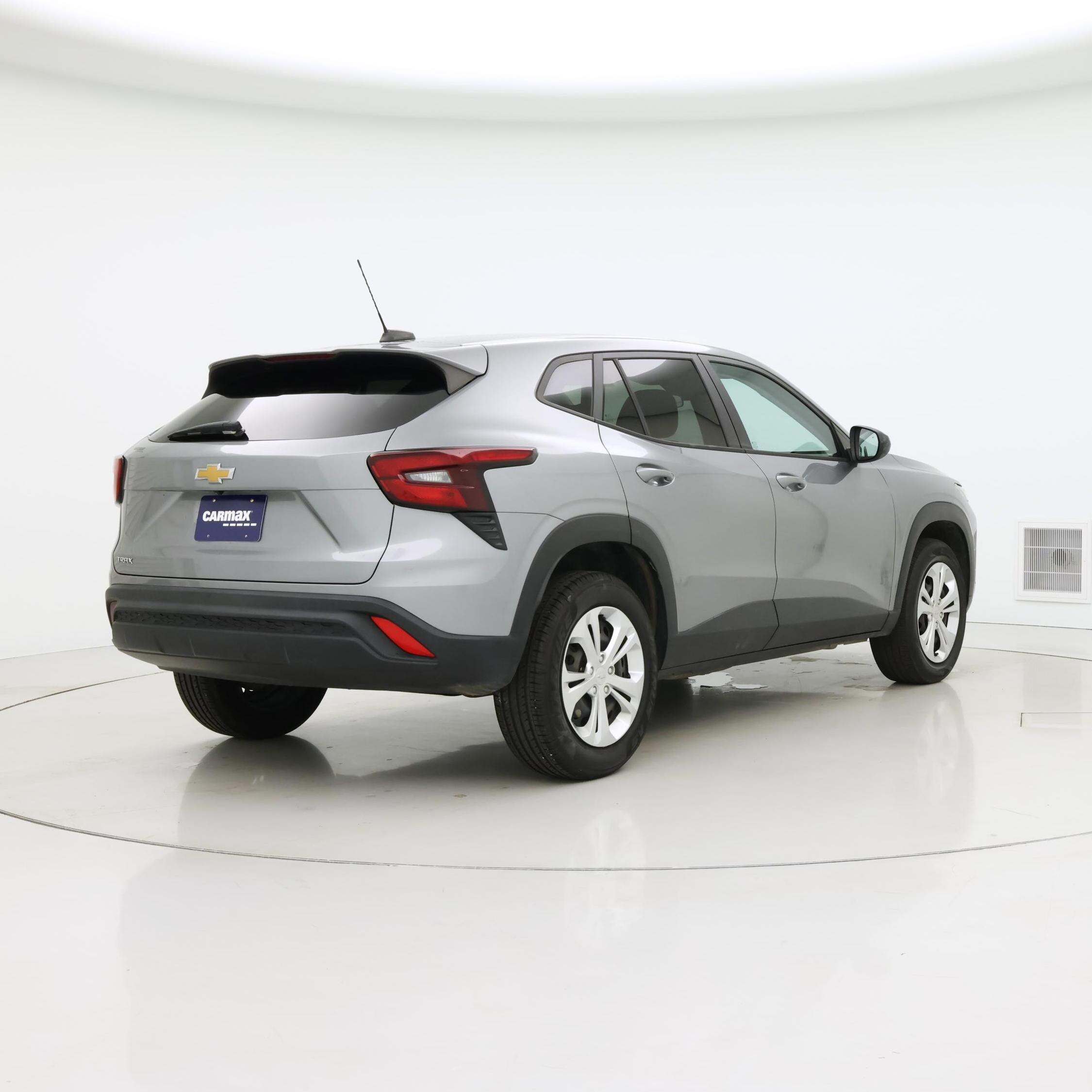 Thumbnail: 2024 Chevrolet Trax - 8