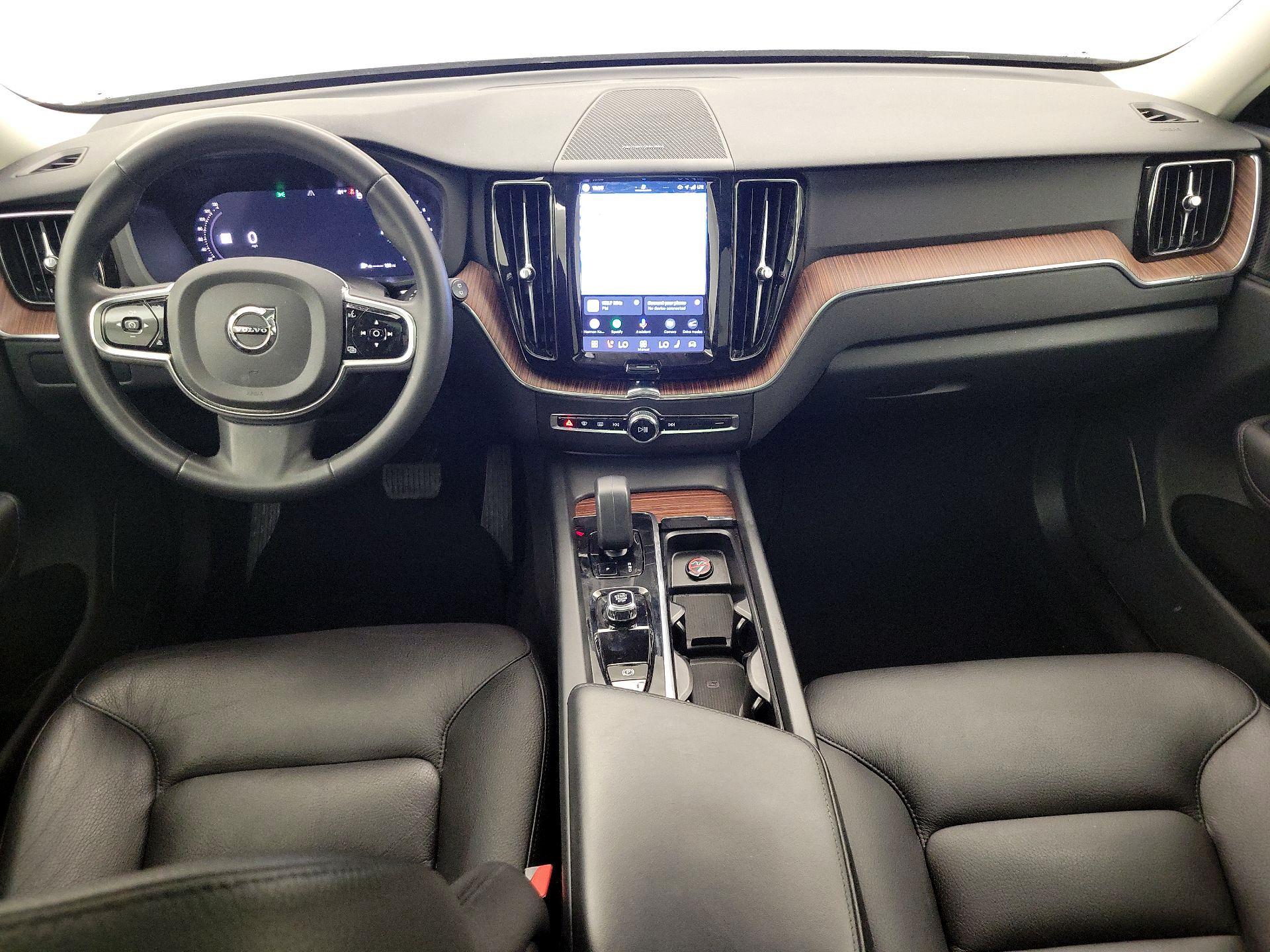 Thumbnail: 2023 Volvo XC60 - 9