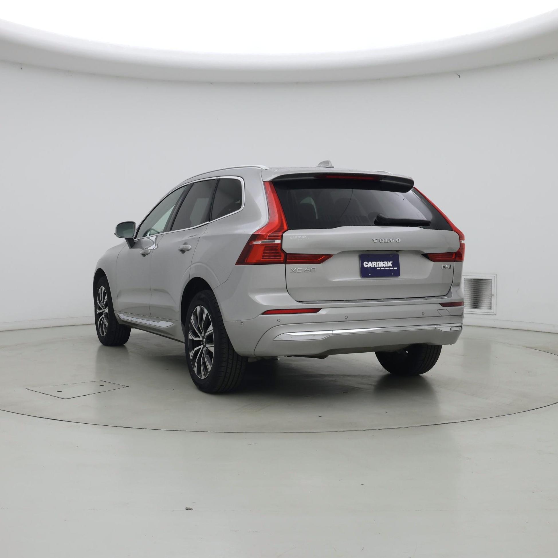 Thumbnail: 2023 Volvo XC60 - 2