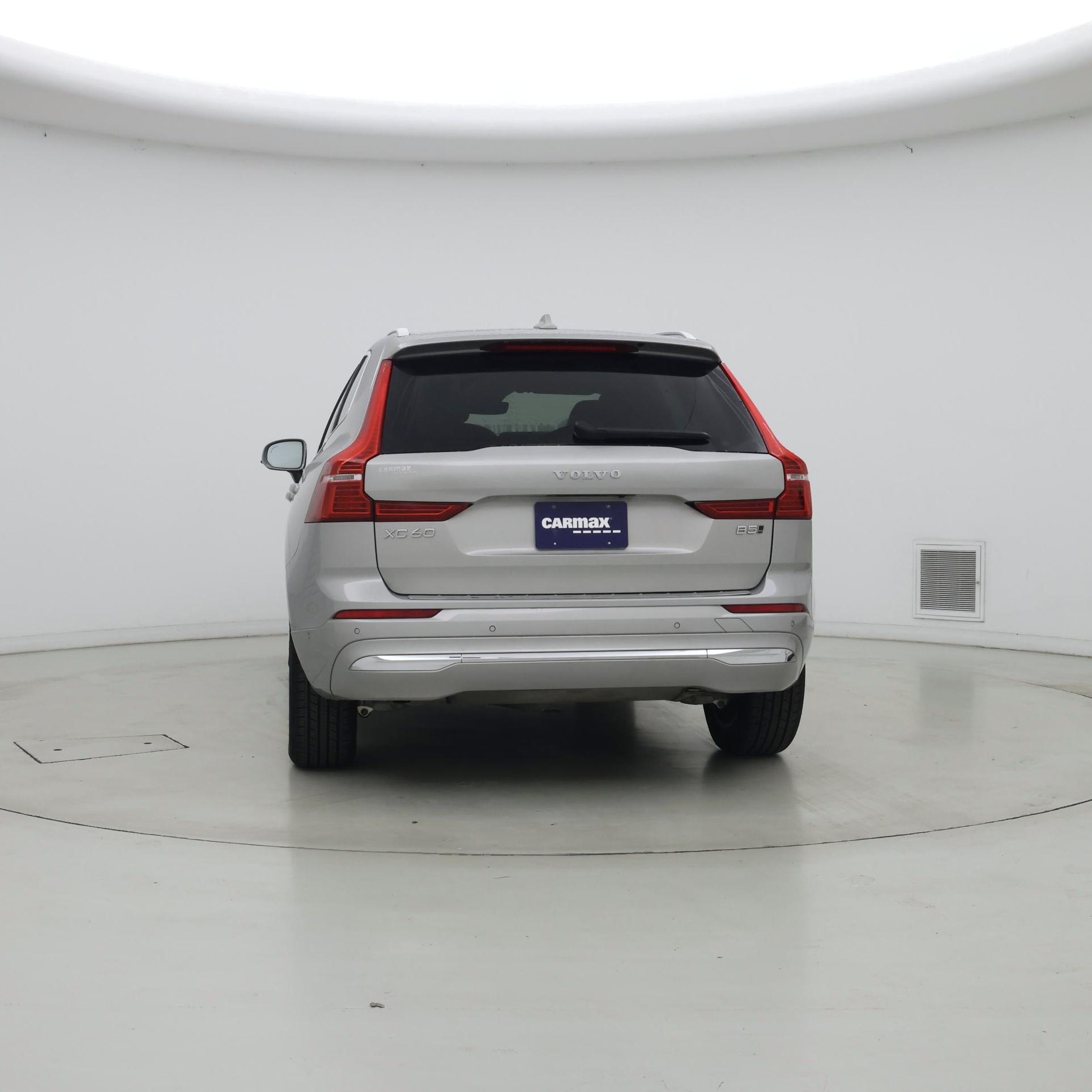 Thumbnail: 2023 Volvo XC60 - 6