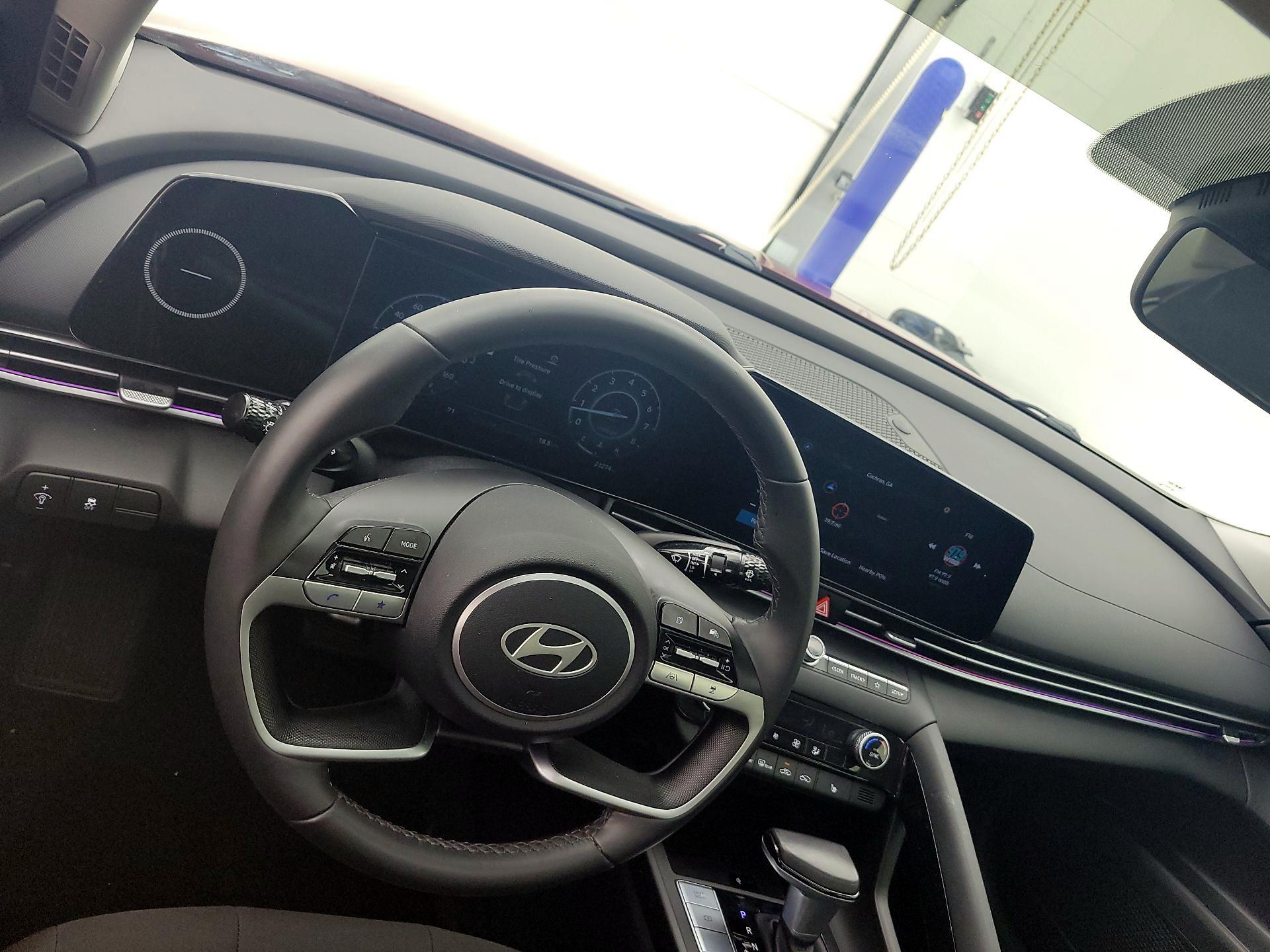 Thumbnail: 2024 Hyundai Elantra - 9