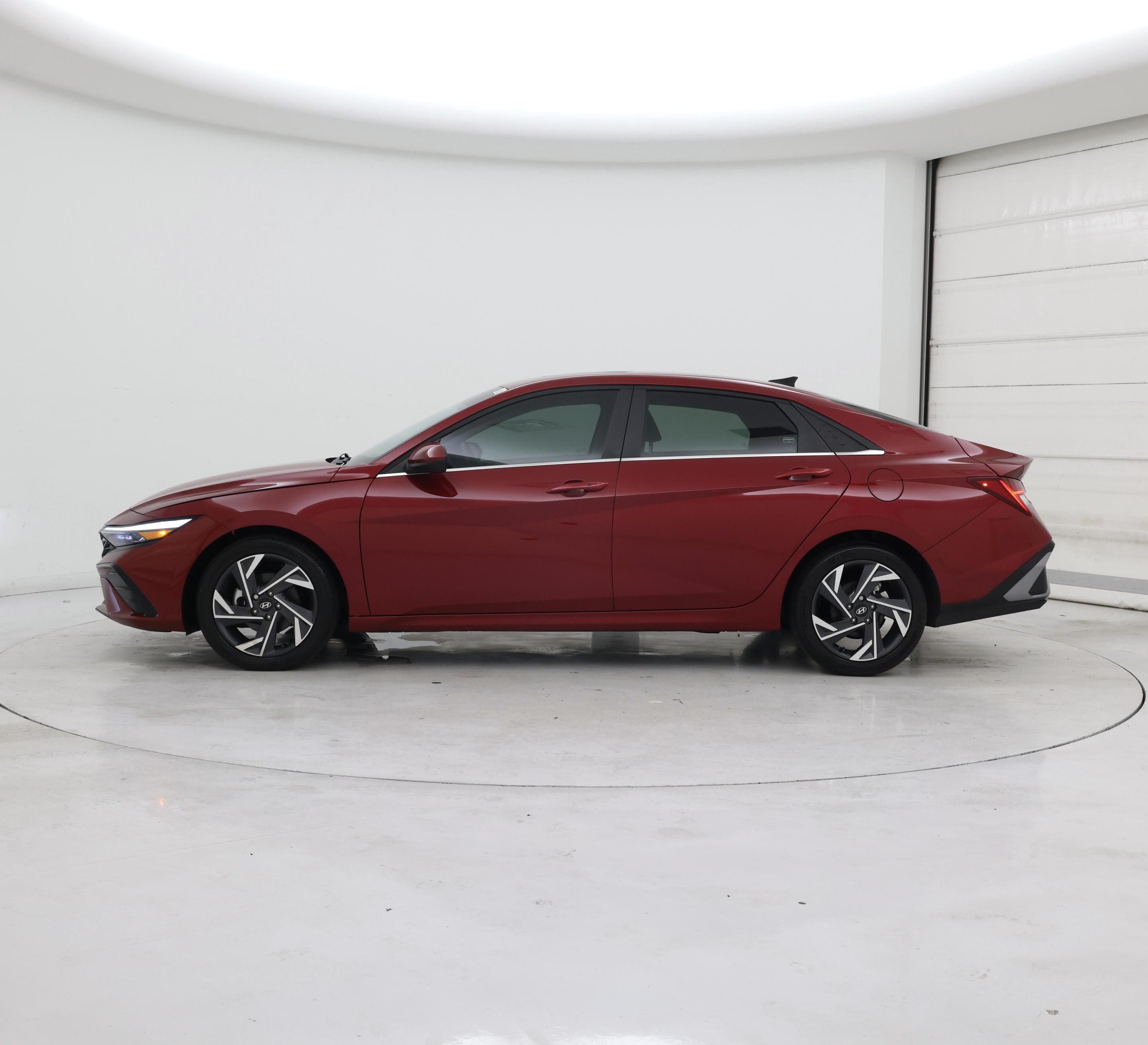 Thumbnail: 2024 Hyundai Elantra - 3