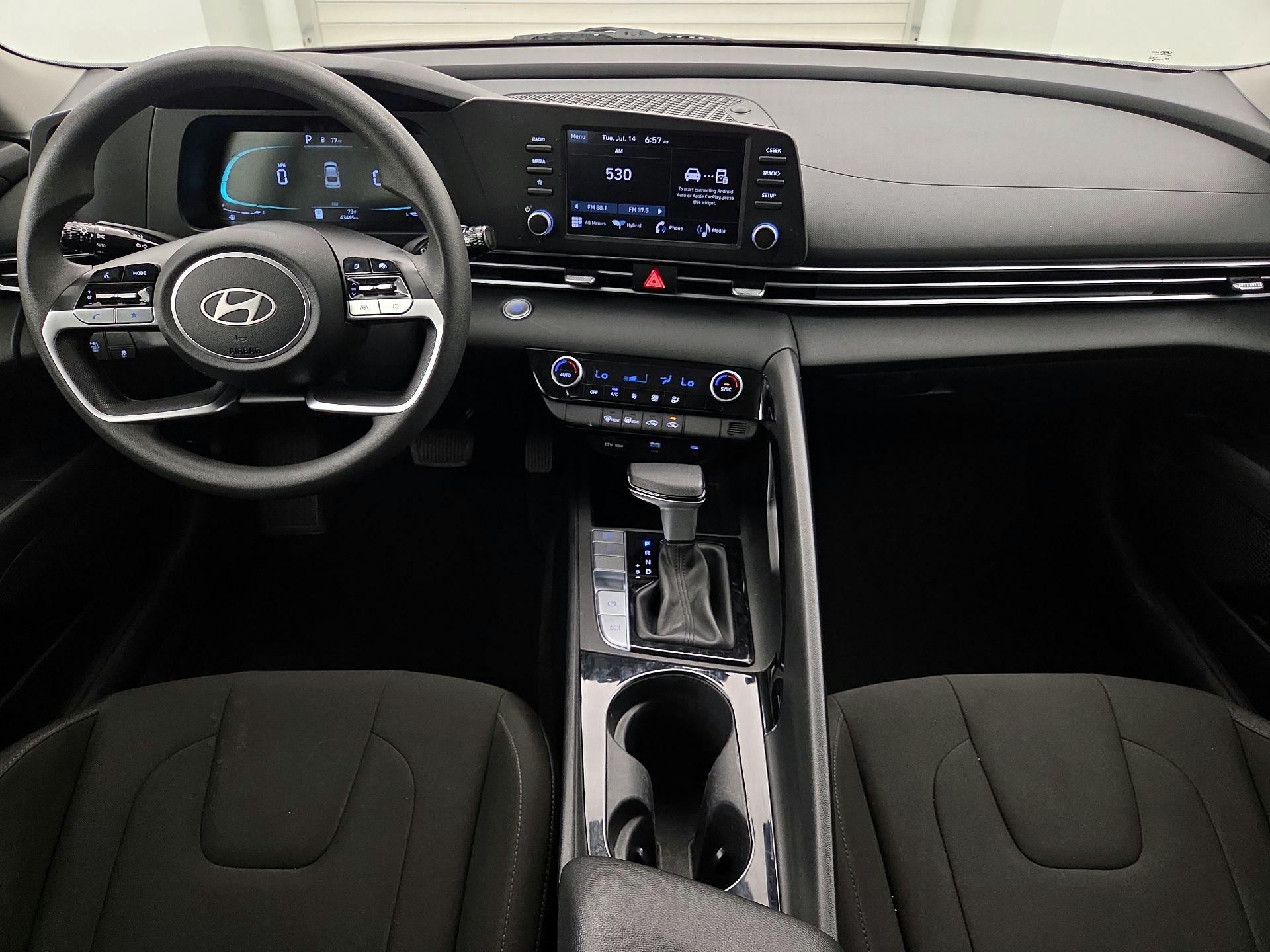 Thumbnail: 2025 Hyundai Elantra - 9