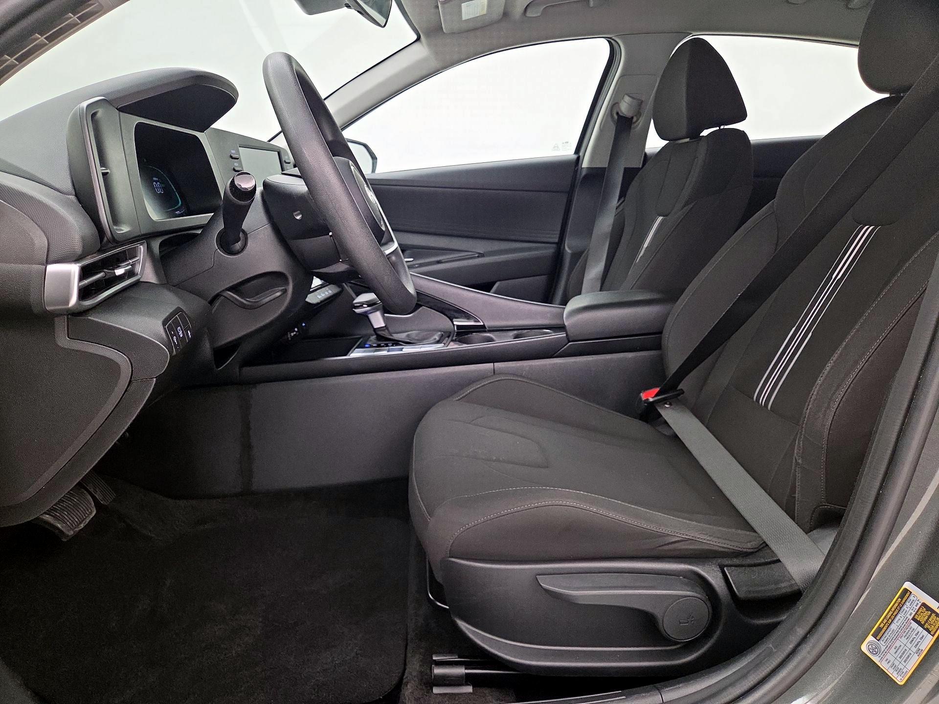 Thumbnail: 2025 Hyundai Elantra - 11