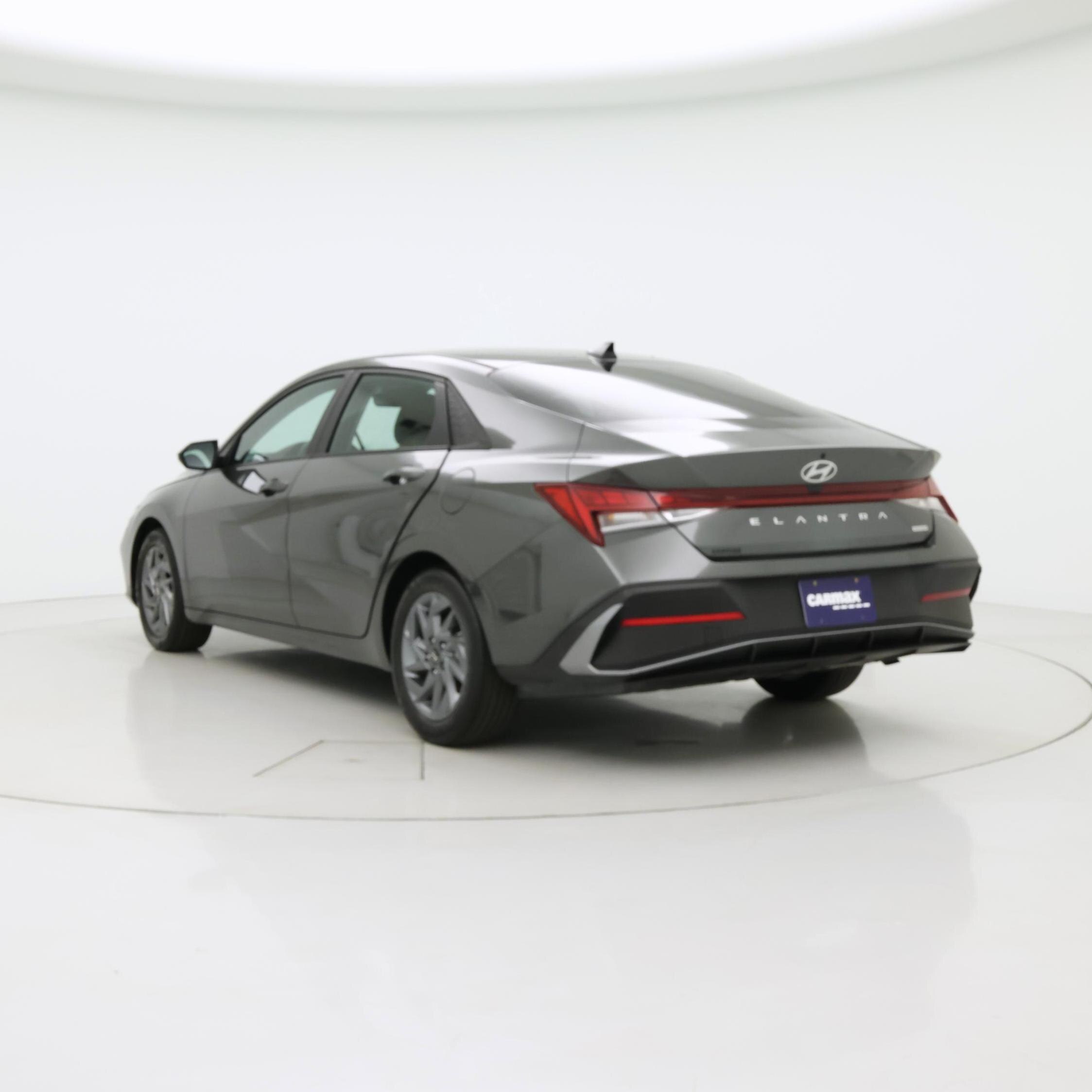 Thumbnail: 2025 Hyundai Elantra - 2