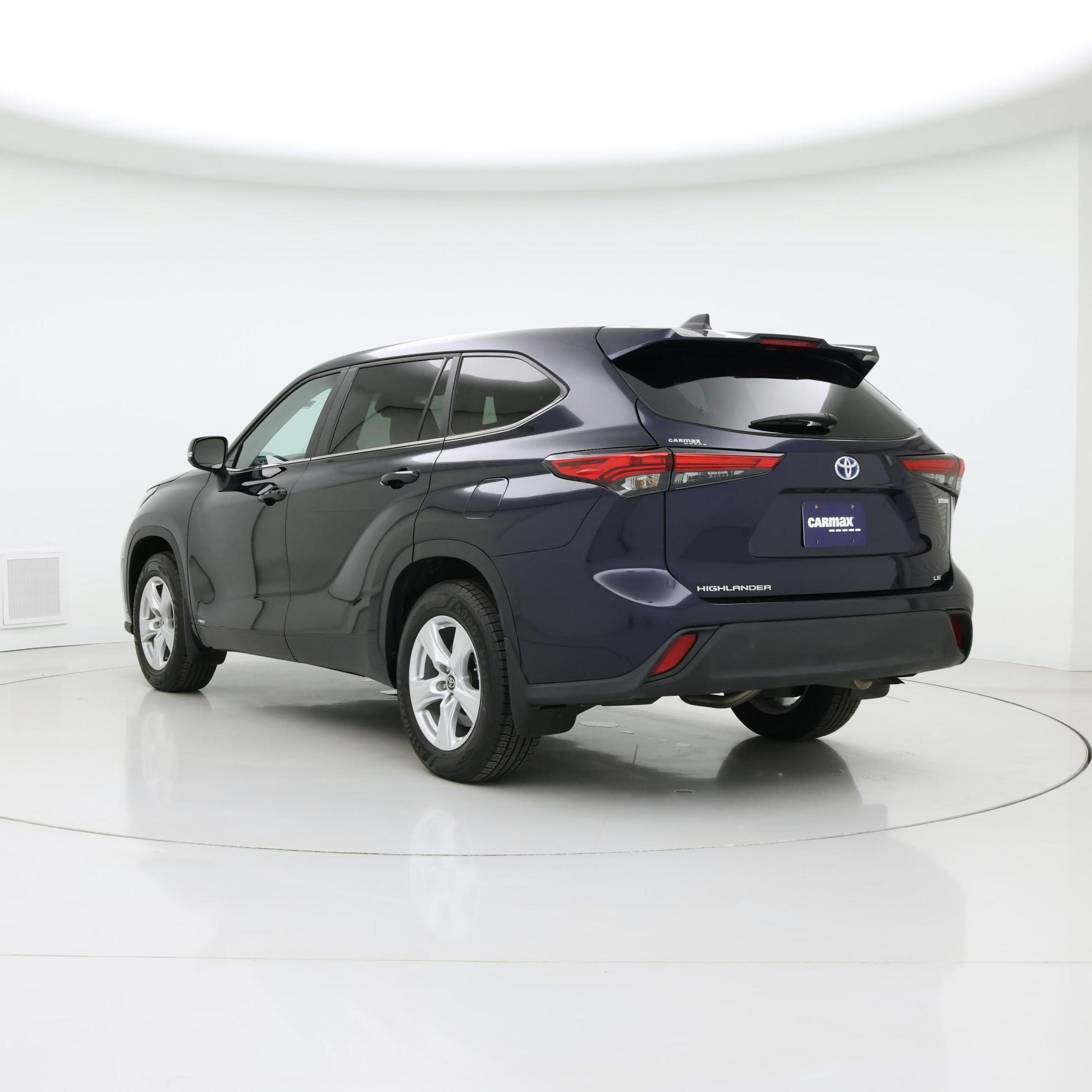 Thumbnail: 2023 Toyota Highlander - 2