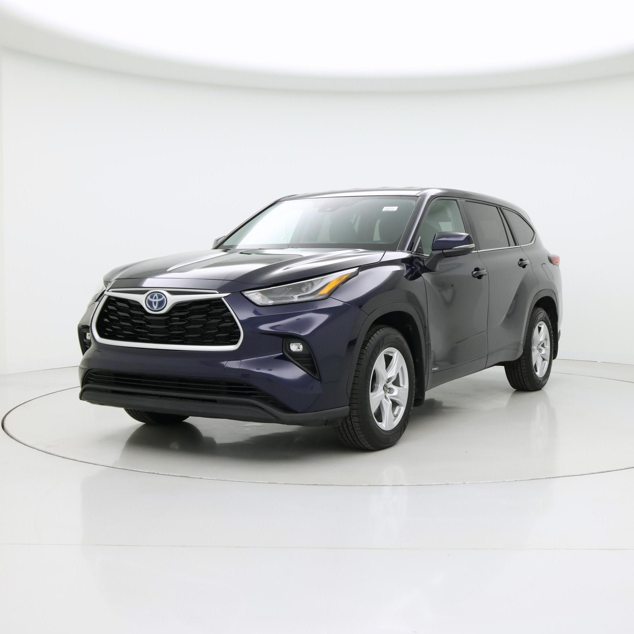 Thumbnail: 2023 Toyota Highlander - 4