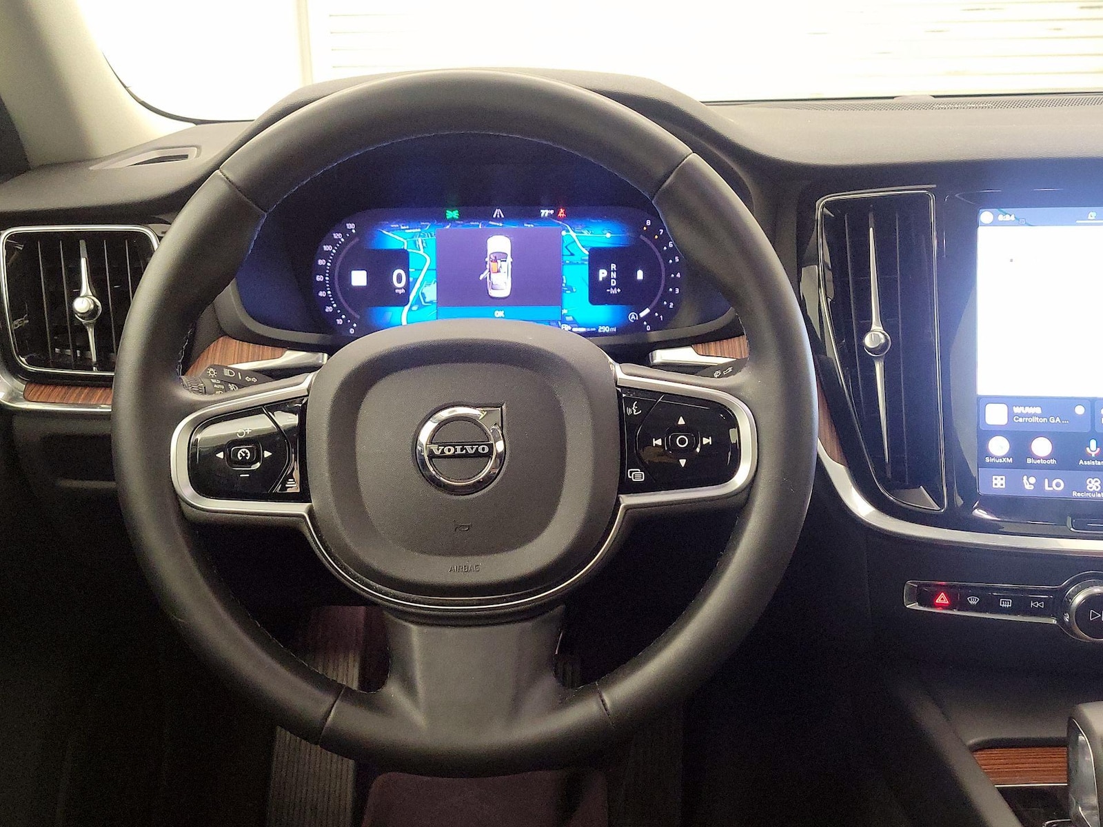2025 Volvo S60 Plus - Photo 11