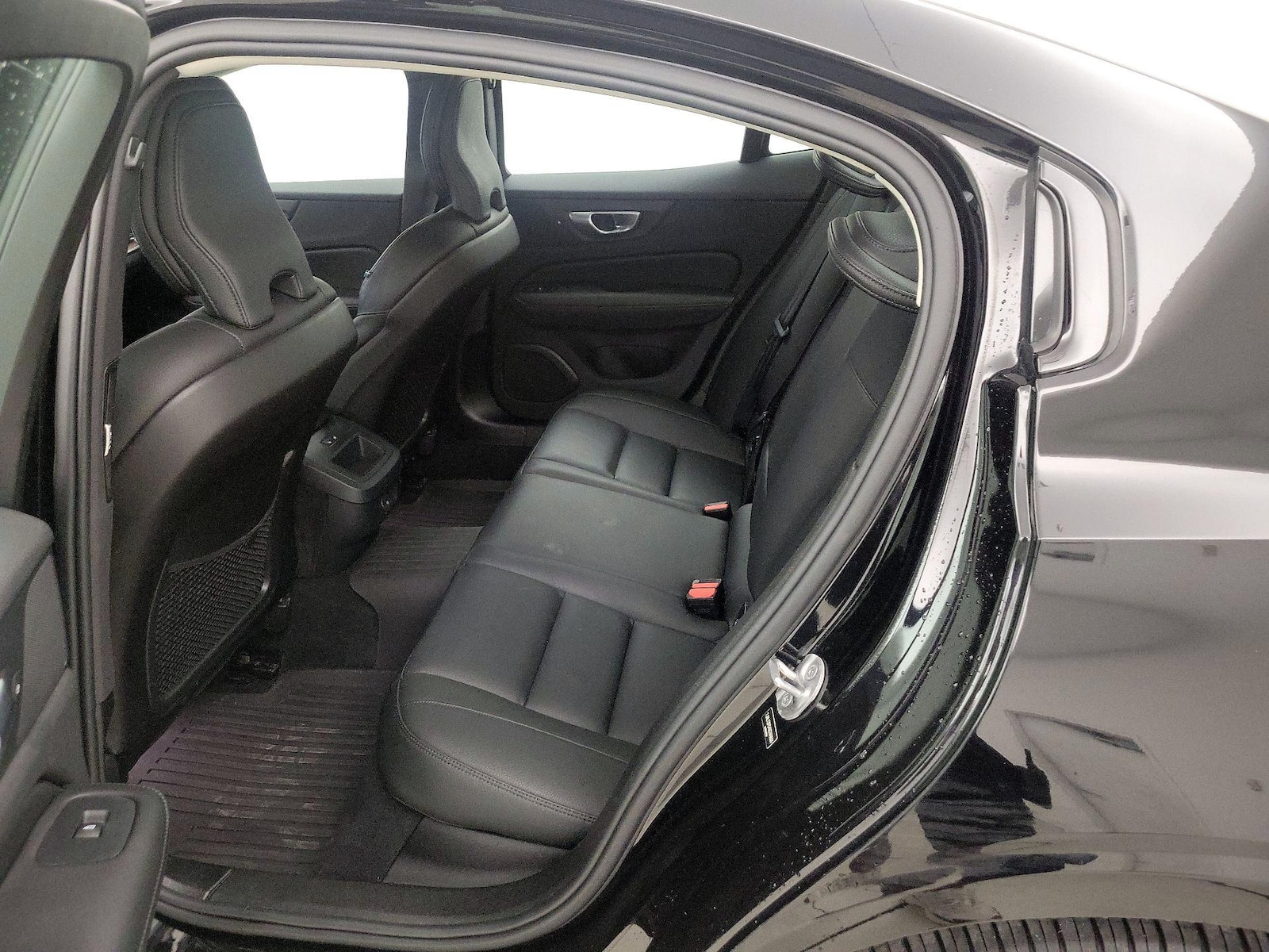 2025 Volvo S60 Plus - Photo 22