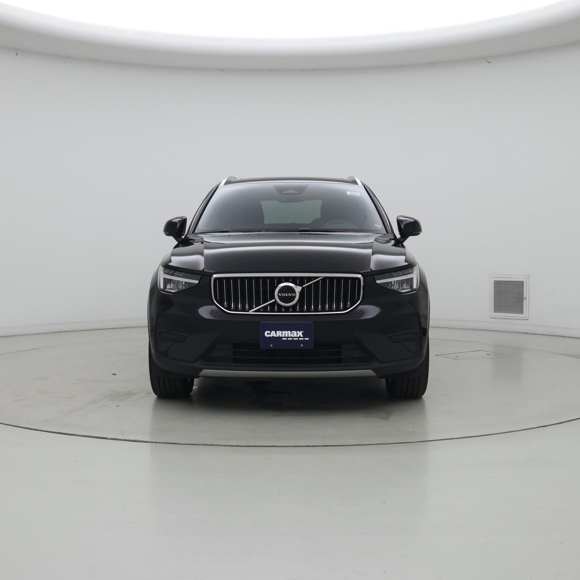 Thumbnail: 2025 Volvo XC40 - 5
