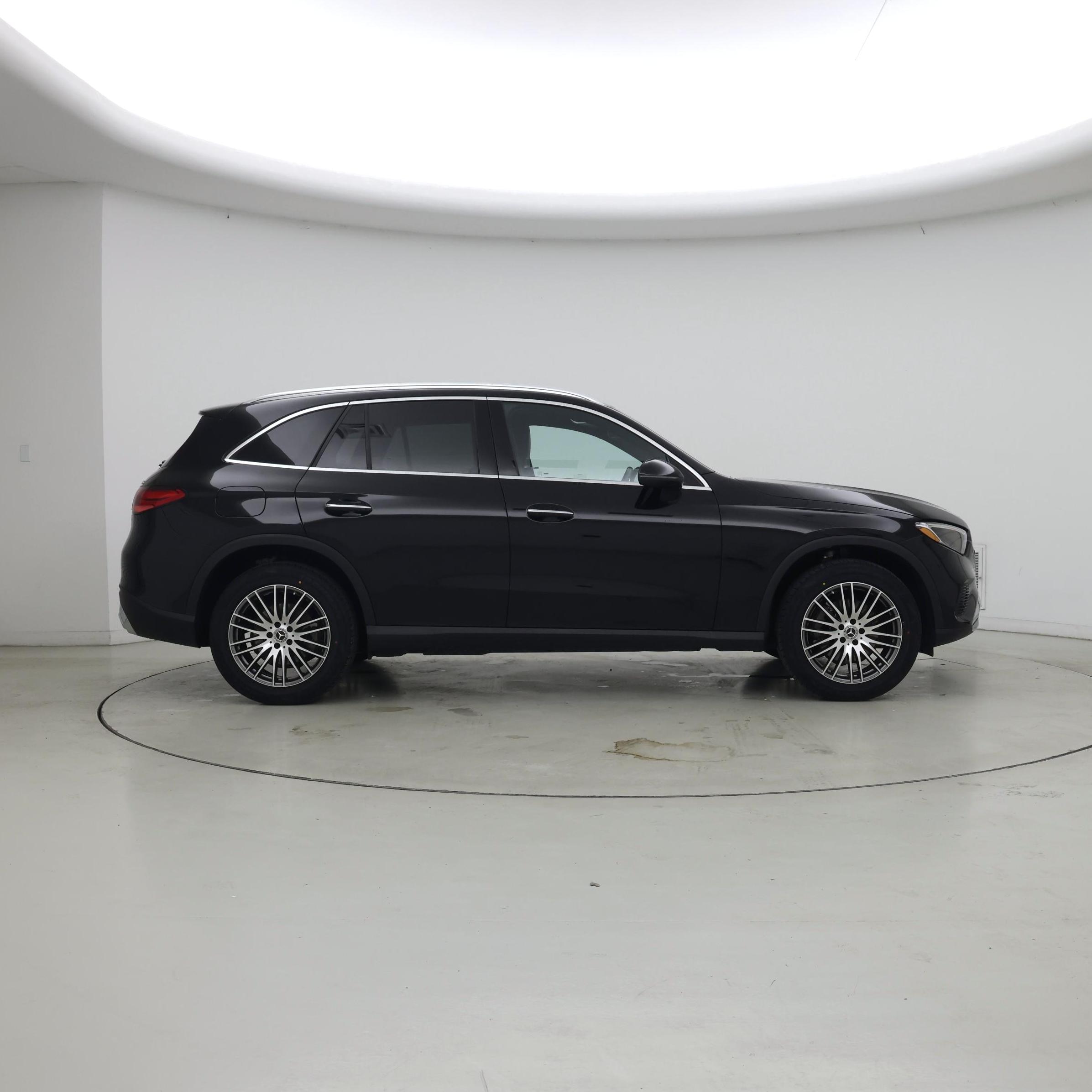 Thumbnail: 2025 Mercedes-Benz GLC - 7