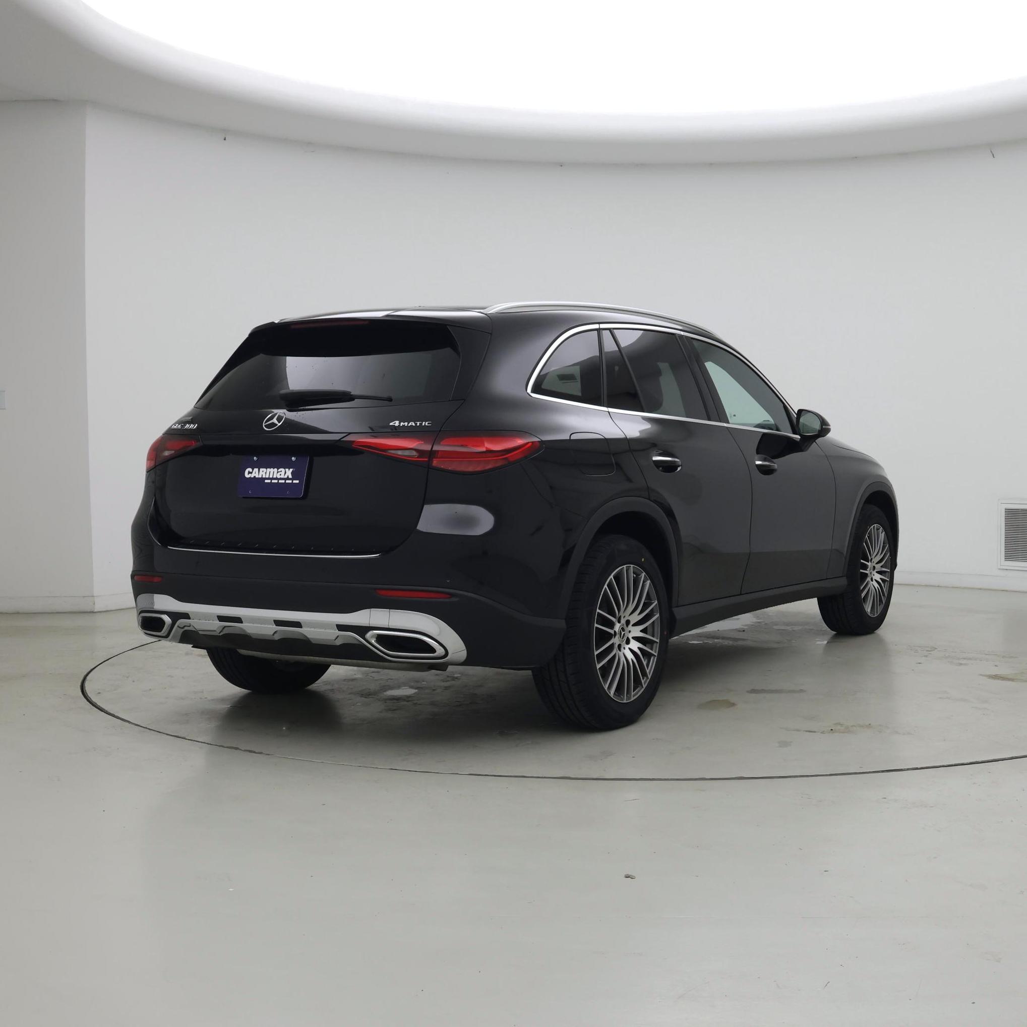 Thumbnail: 2025 Mercedes-Benz GLC - 8