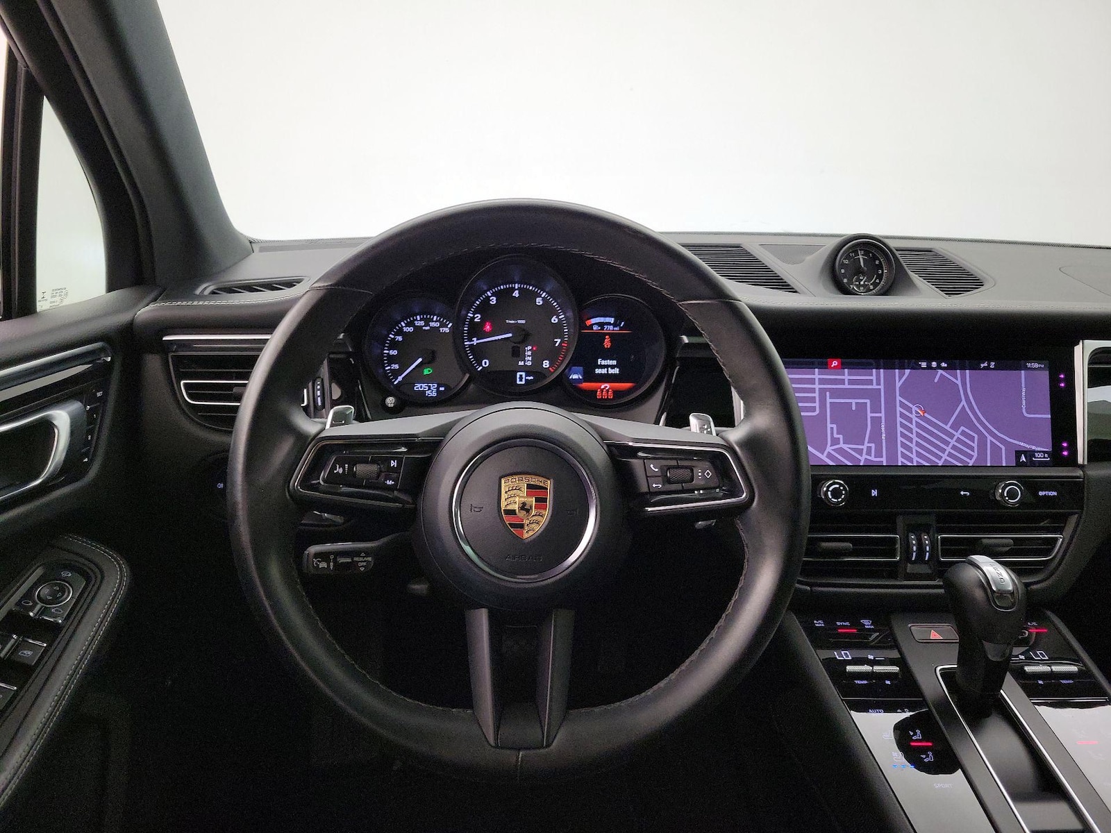 2023 Porsche Macan Base - Photo 11