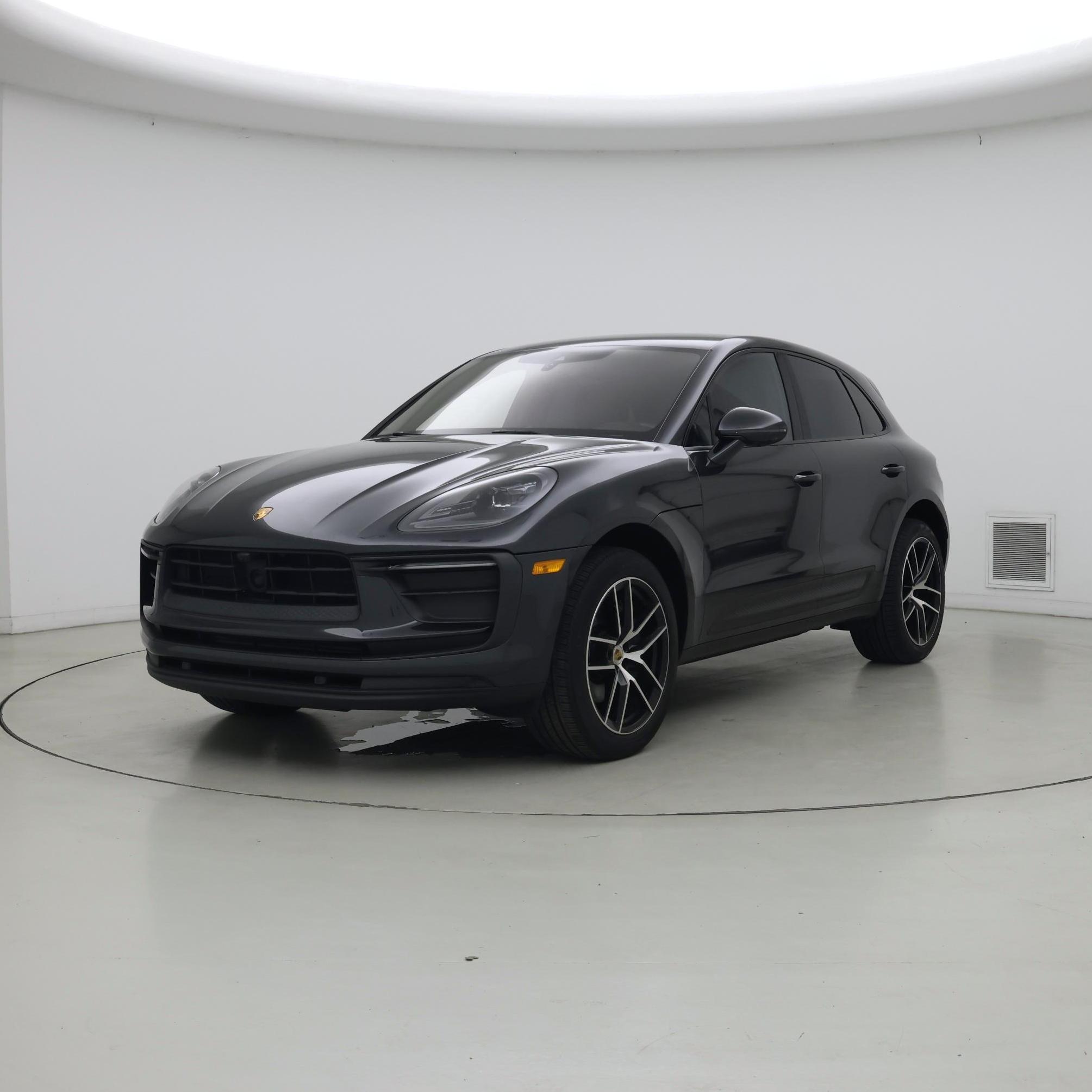 Thumbnail: 2022 Porsche Macan - 4