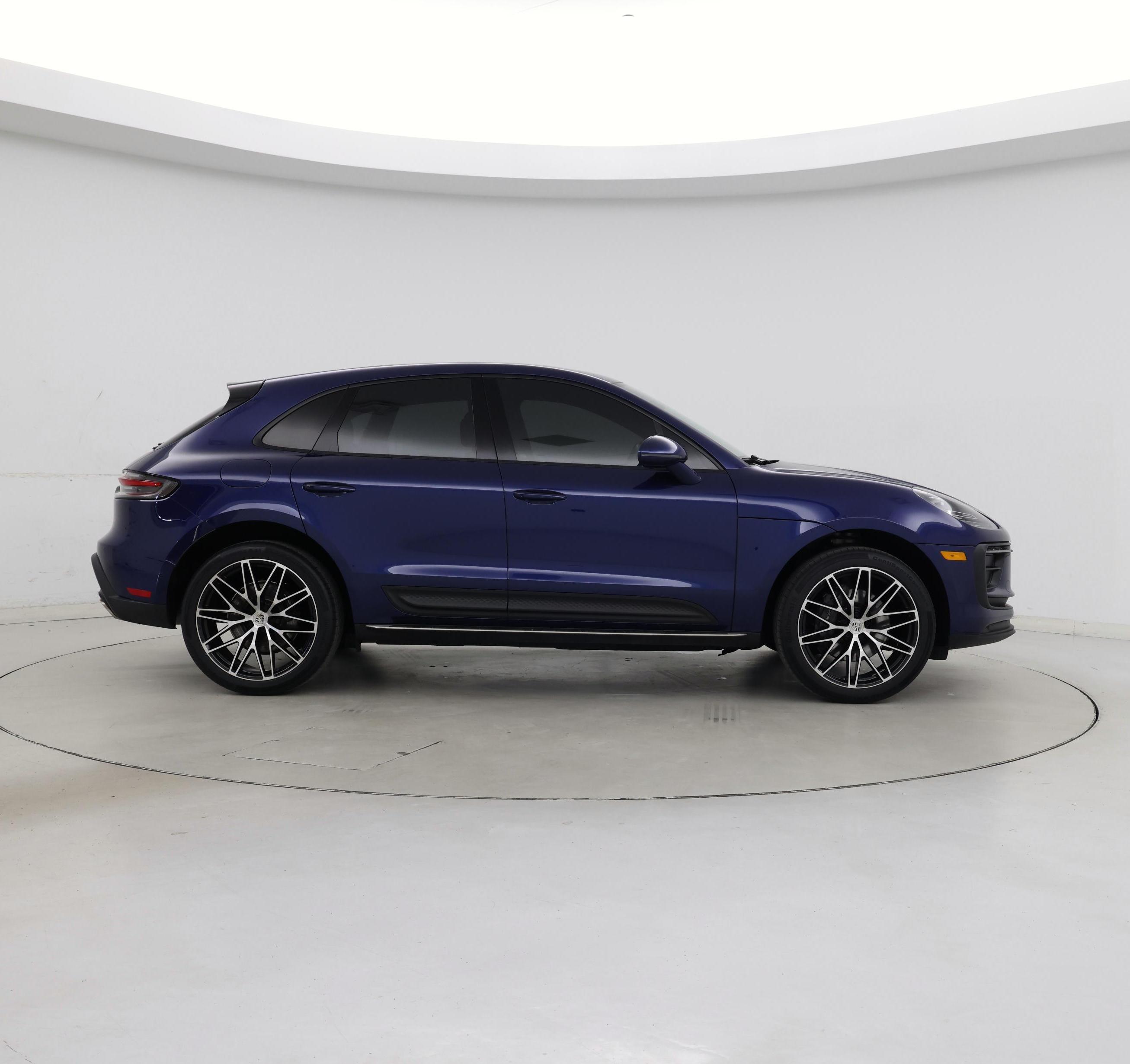 Thumbnail: 2023 Porsche Macan - 7