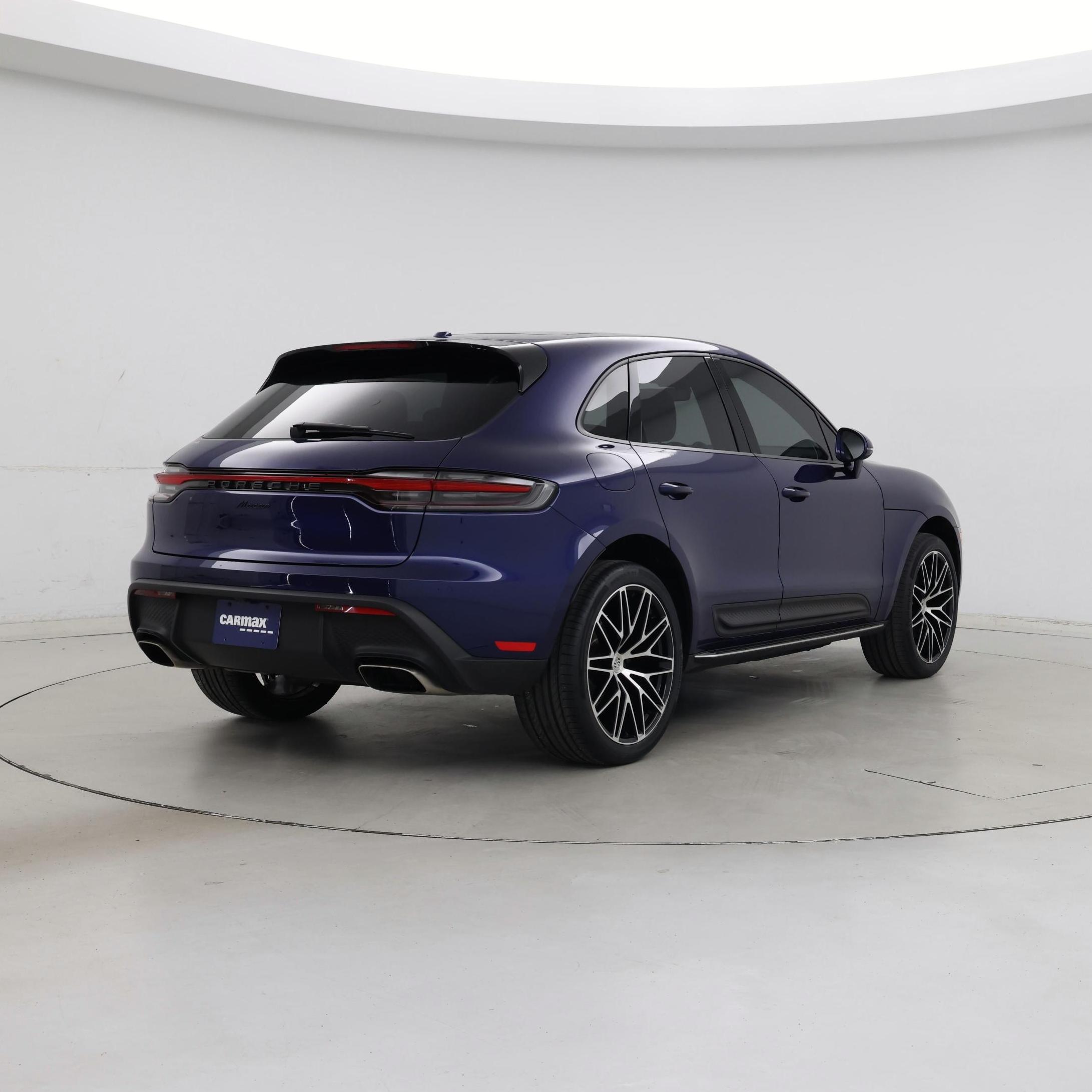 Thumbnail: 2023 Porsche Macan - 8