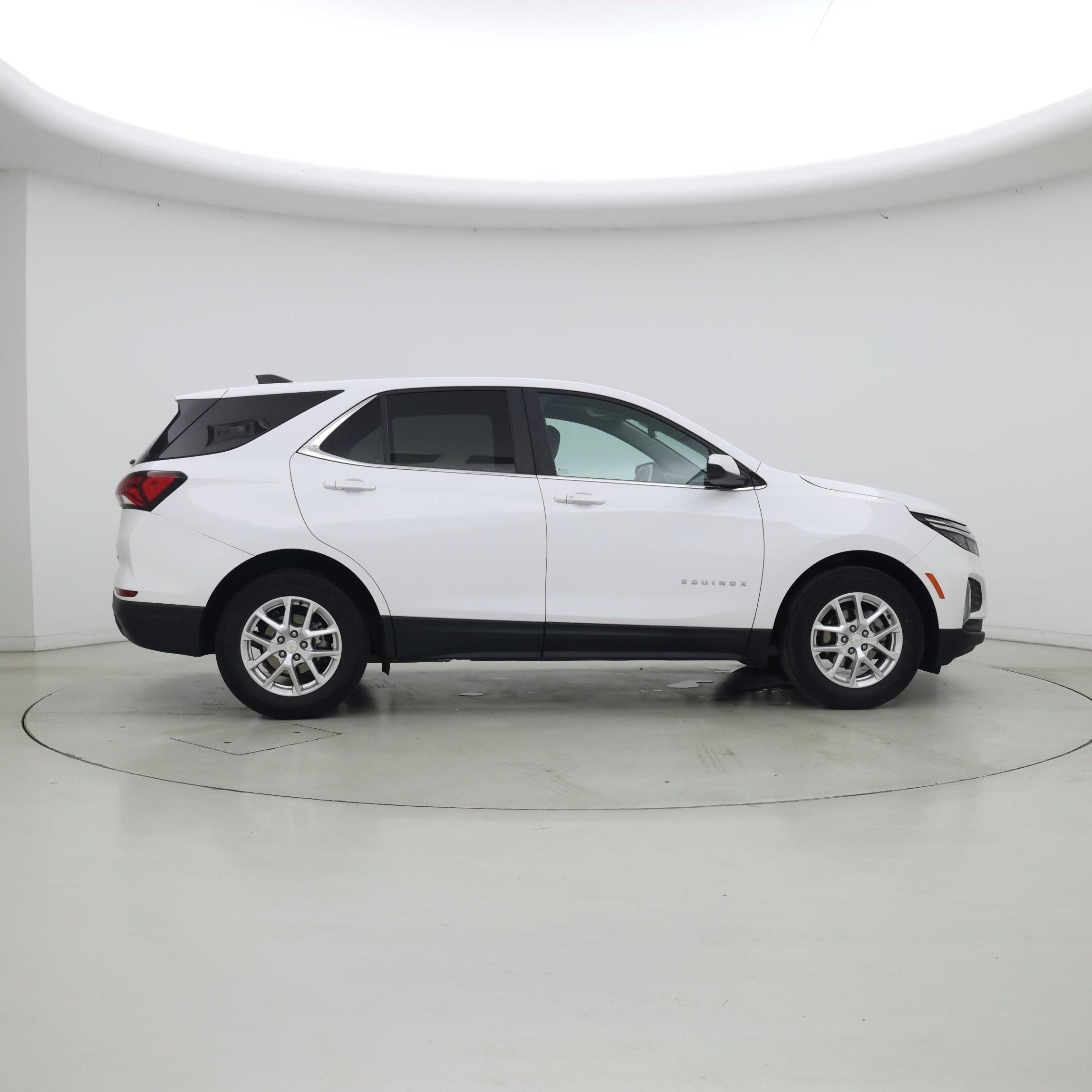 Thumbnail: 2022 Chevrolet Equinox - 7