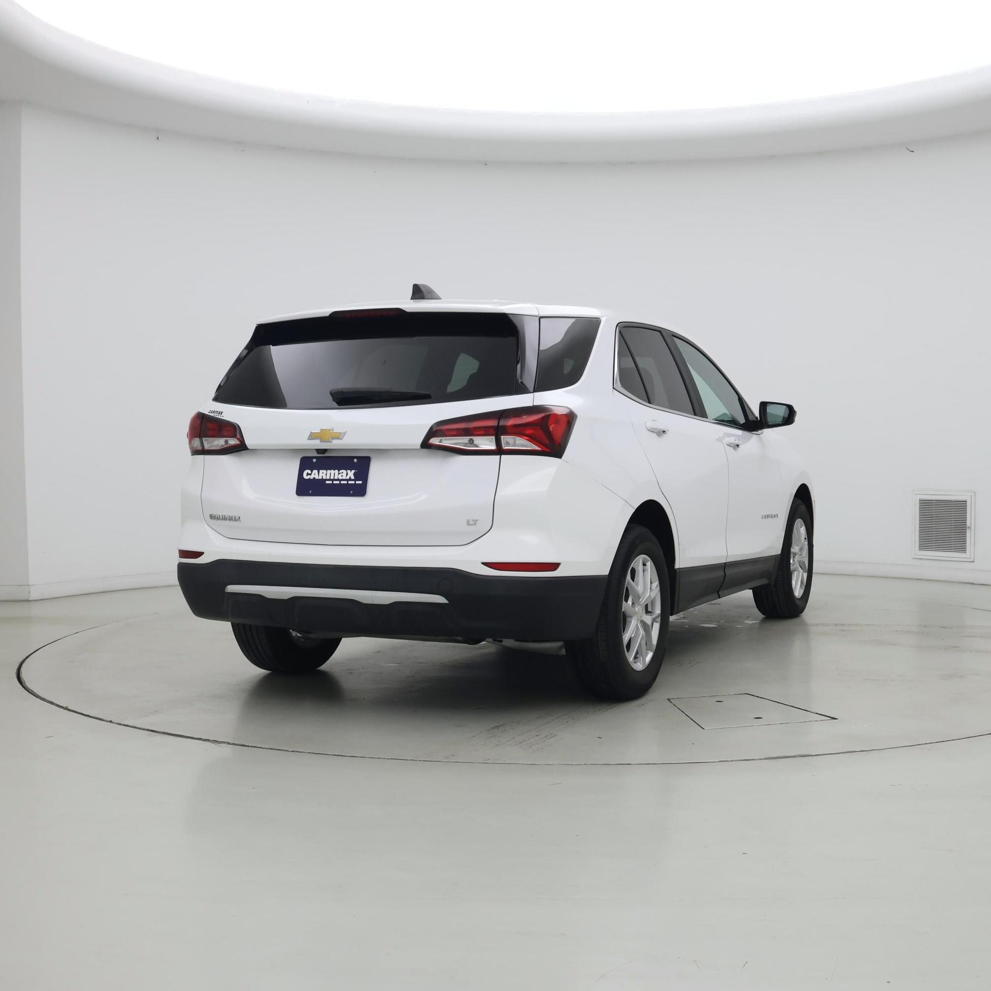 Thumbnail: 2022 Chevrolet Equinox - 8